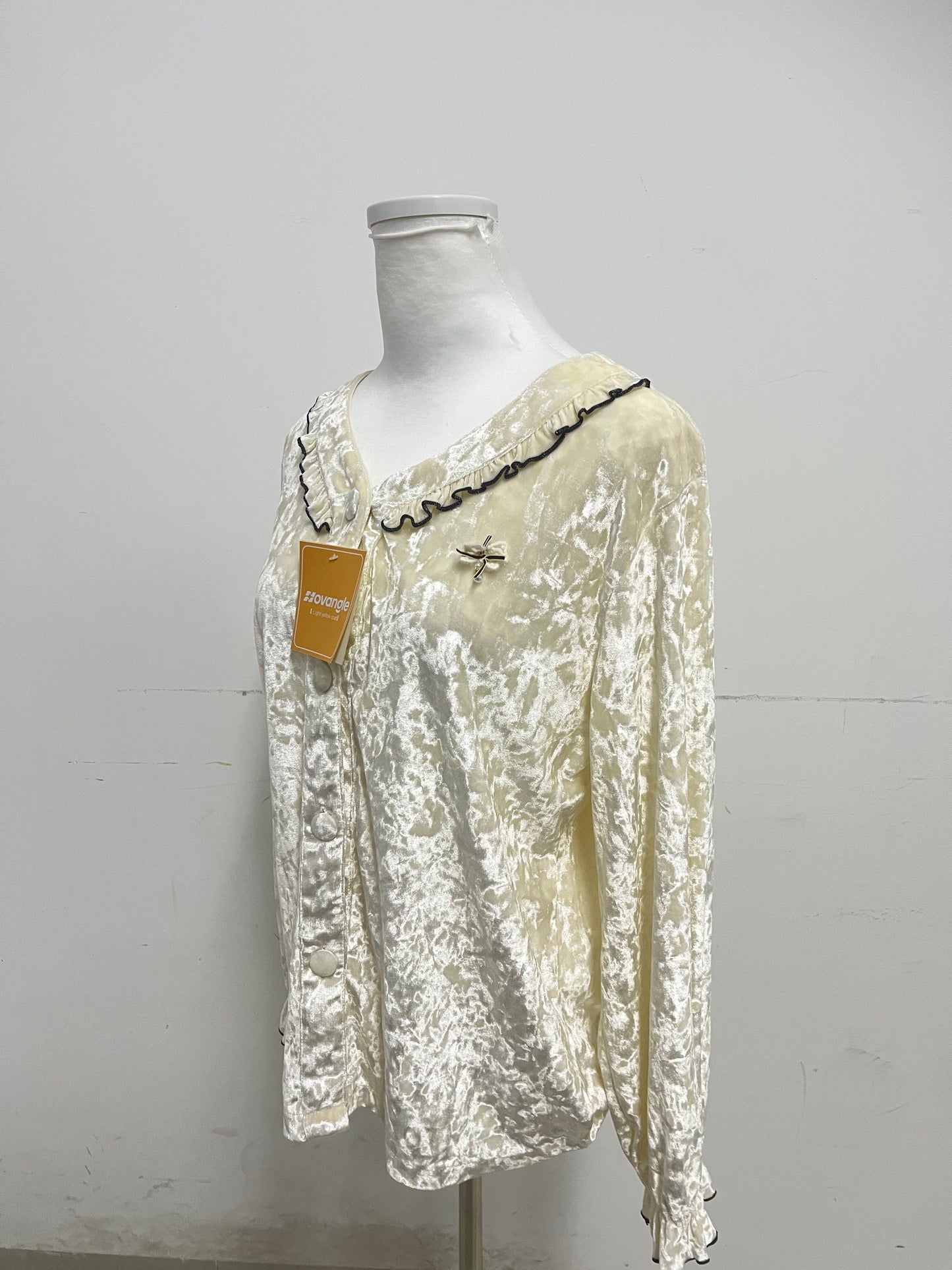 Novangle Sleepwear Velvet Ruffled Loungewear Jacket Gentle Texture Retro Elegance A Luxurious Choice for Home Relaxation