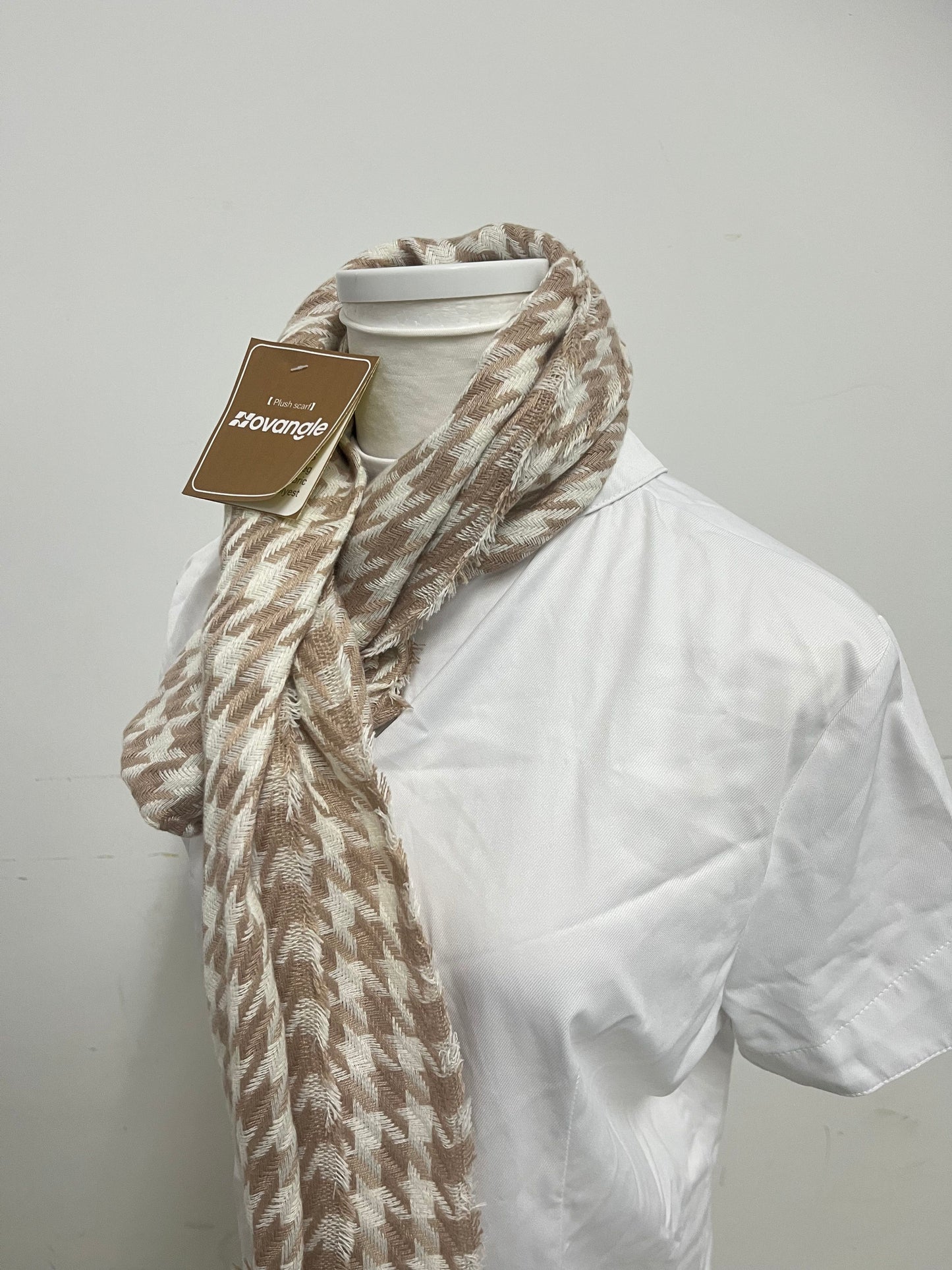 Novangle Houndstooth Plush Scarf Retro Texture Warm & Versatile An Elegant Plus for Autumn and Winter Styling