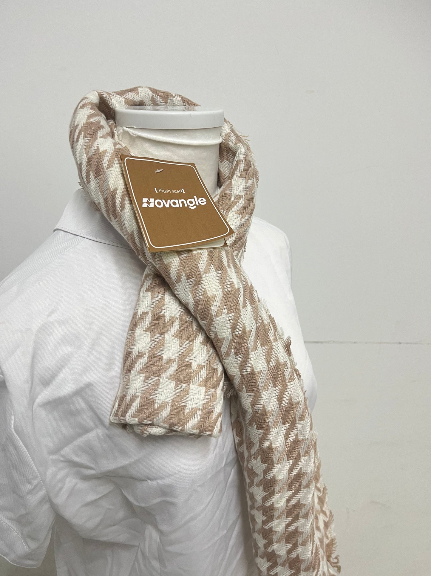 Novangle Houndstooth Plush Scarf Retro Texture Warm & Versatile An Elegant Plus for Autumn and Winter Styling