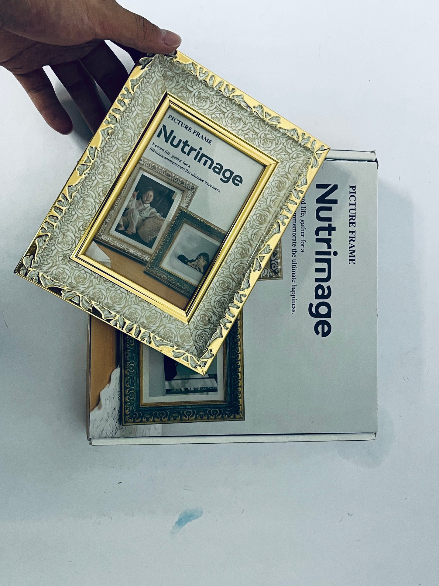 Nutrimage Picture Frame Glitter, Gold Bling 5 by 7 Photo Frames with HD Real Glass, for Wall or Tabletop Display, Family Friends Wedding Christmas Day Gift (Gold)