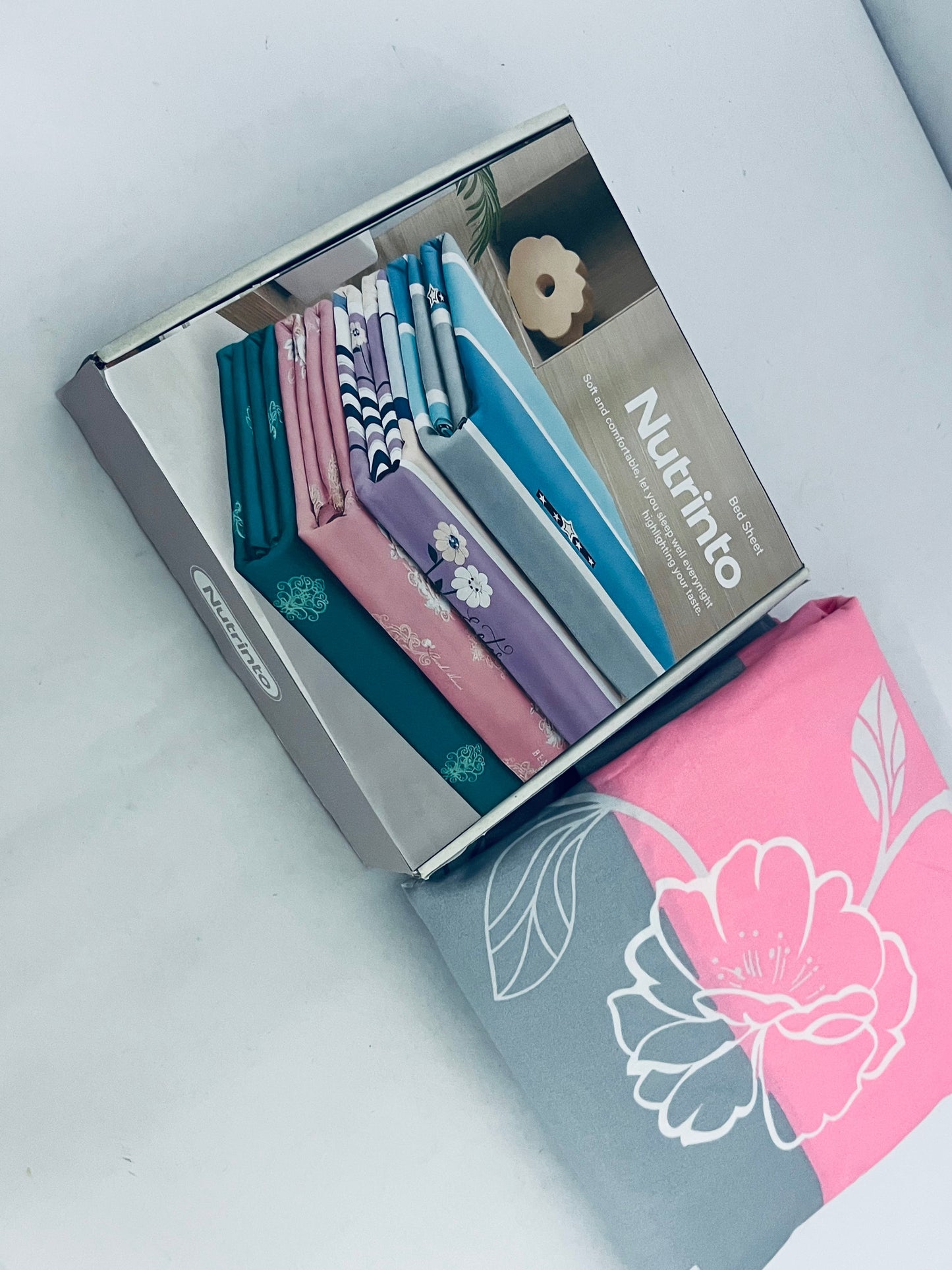 Nutrinto Pink Paisley Floral Sheet Set Queen Size, Soft Printed Microfiber Sheets Extra Deep Pocket