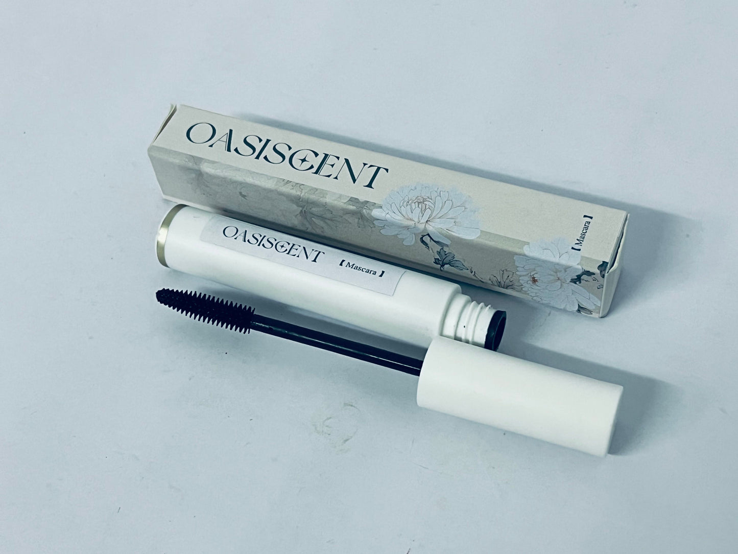 OASISCENT Mascara 16H Wear - False Lash Effect - Black