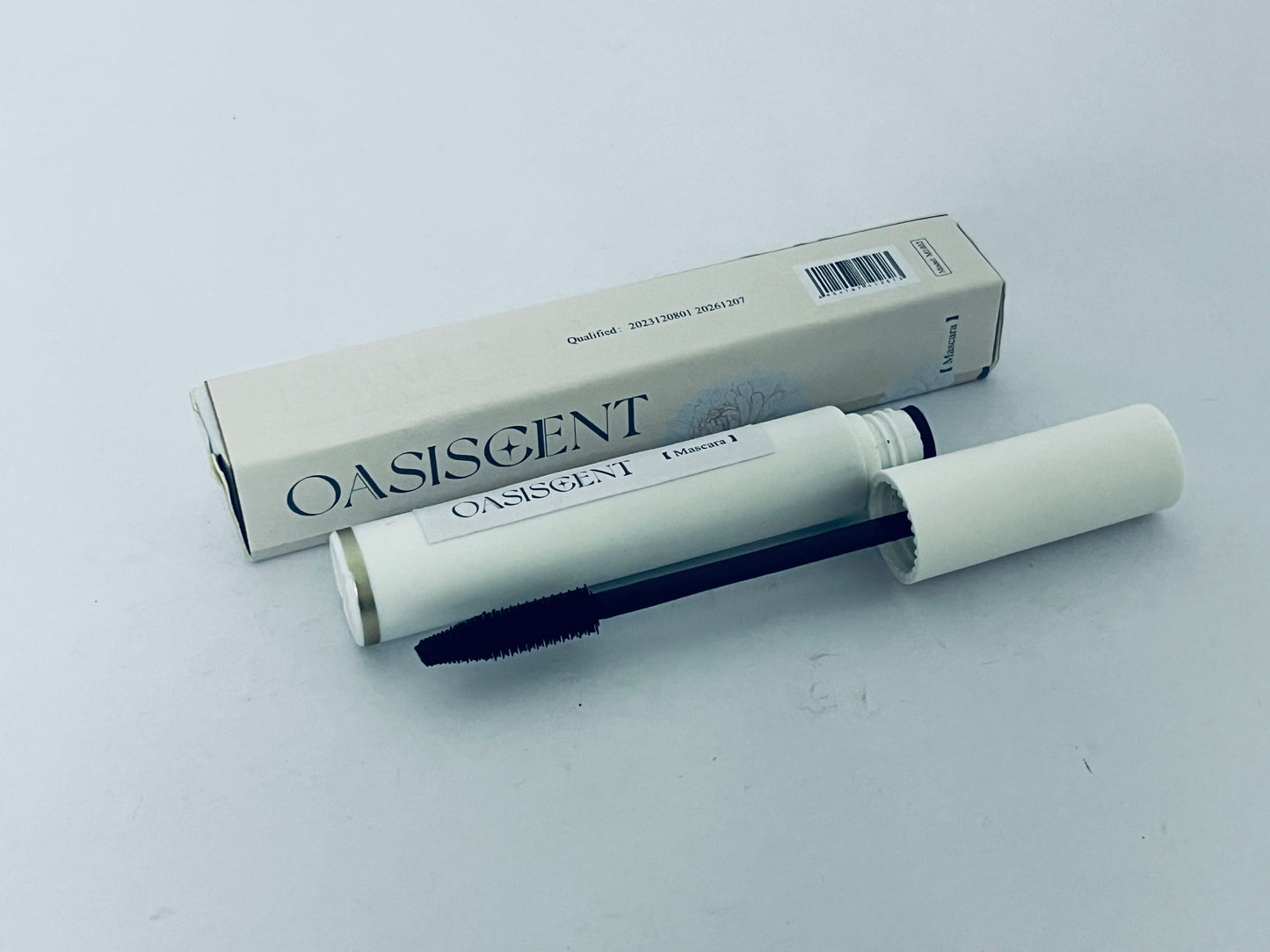 OASISCENT Mascara 16H Wear - False Lash Effect - Black