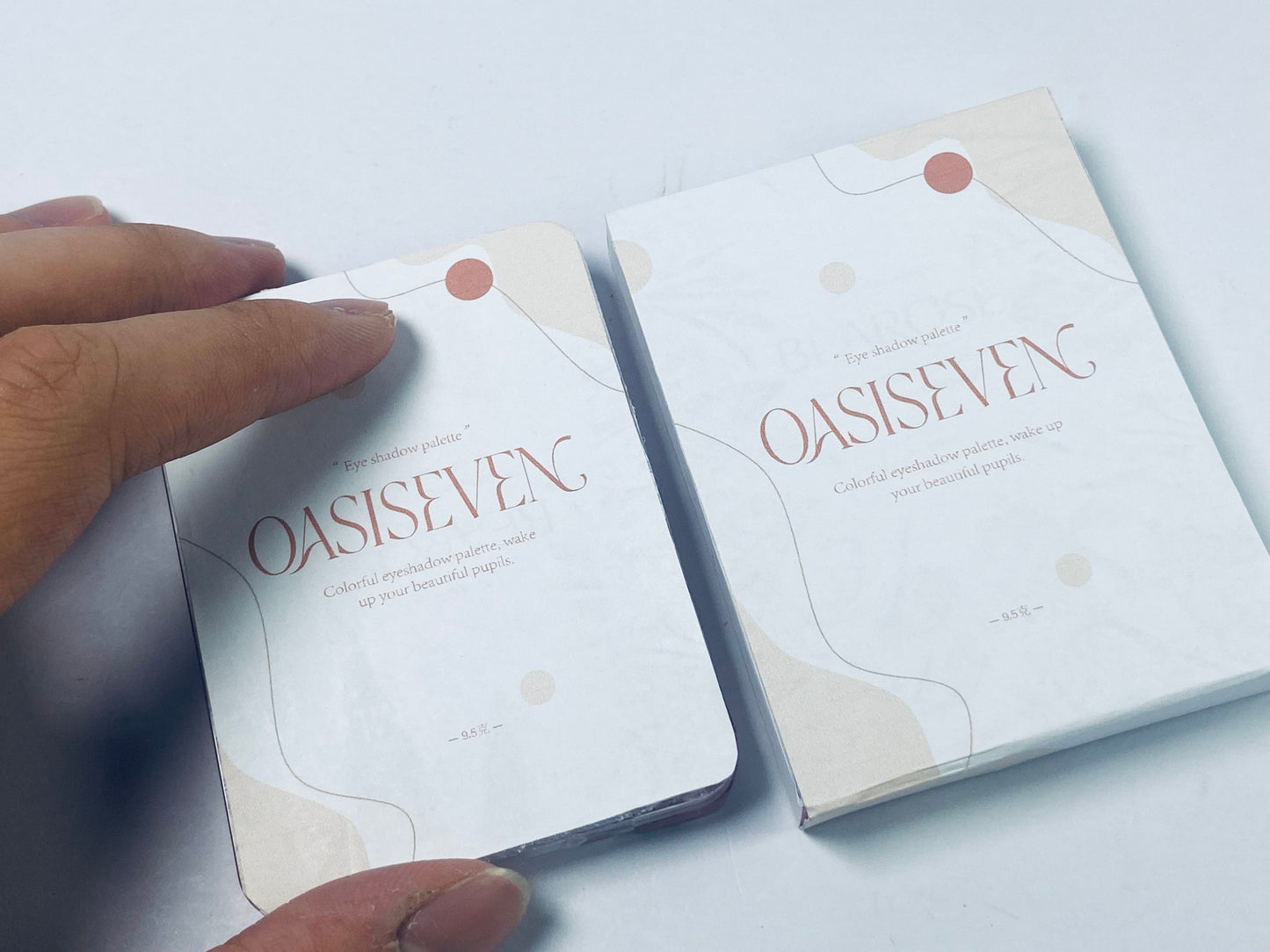 OASISEVEN Eyeshadow palettes 8 Colors Nude Eyeshadow Palette-Warm Neutral Shade, Long Lasting & Blendable Matte and Shimmer Eye Shadow Palette Makeup for Beginner