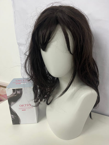 OKTRY Long Wavy Wig — Synthetic Hairpiece with Natural Layered Texture