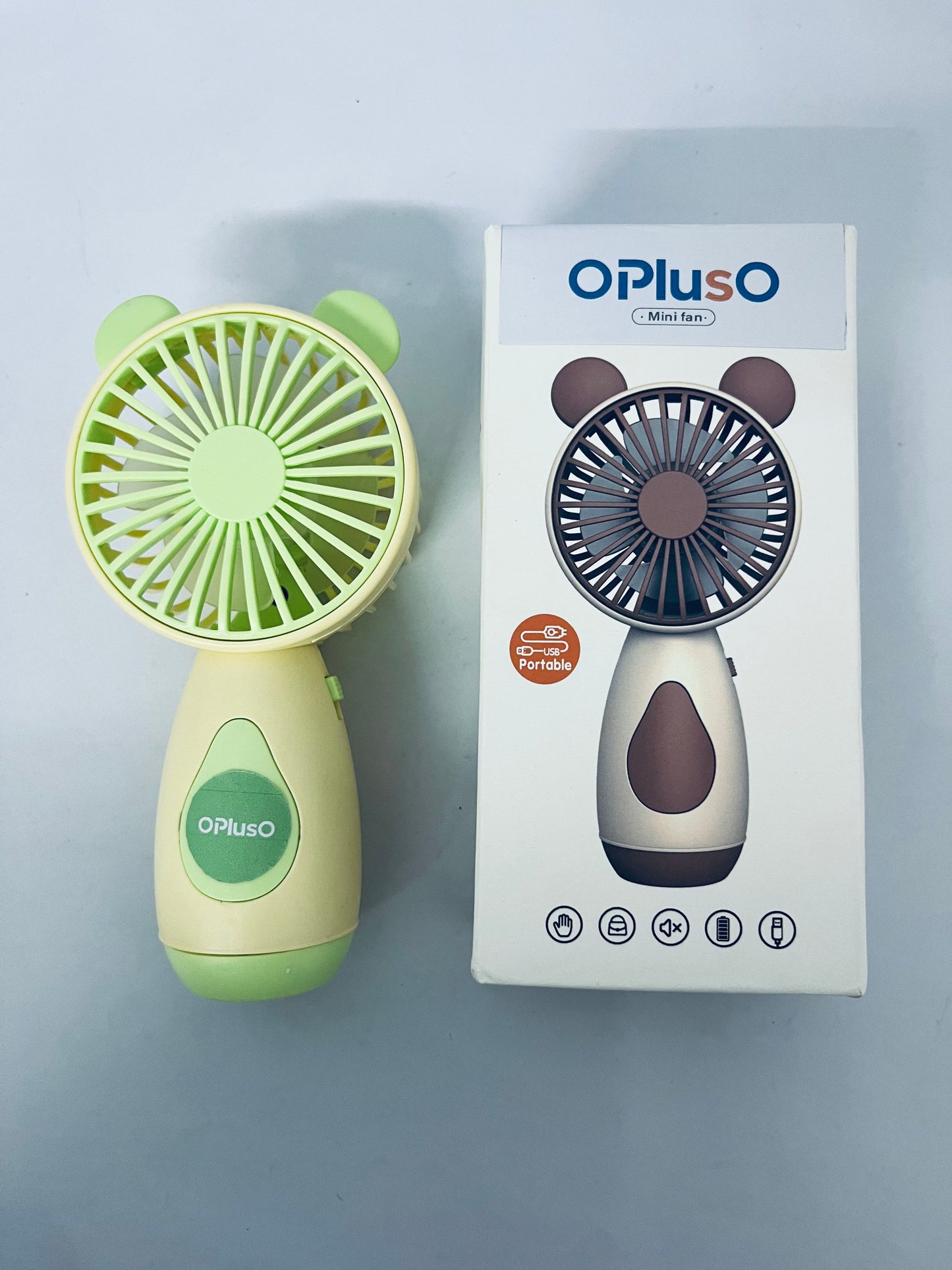 OPlusO Electric fans Mini Handheld Fan Cute Cartoon Animal Fans Soft Foam Blades Battery Powered for Student Panda Kitten