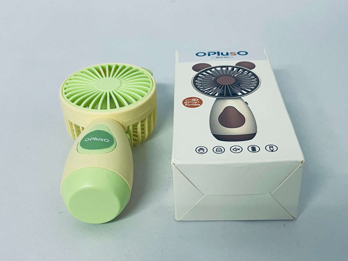 OPlusO Electric fans Mini Handheld Fan Cute Cartoon Animal Fans Soft Foam Blades Battery Powered for Student Panda Kitten