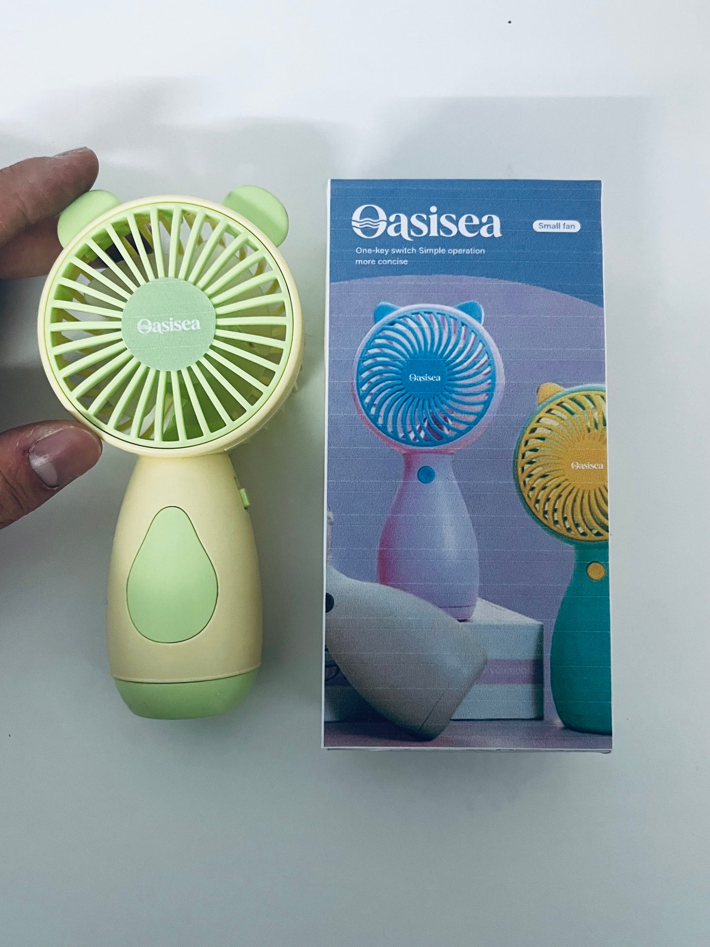 【Oasisea Portable Small Fan】—— Cute & Convenient Cooling Companion