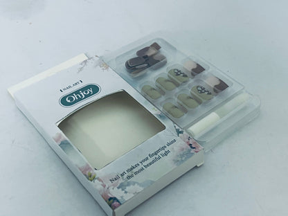 Ohjoy Artistic Press-on Nails Set, Exquisite Hand-painted False Nails