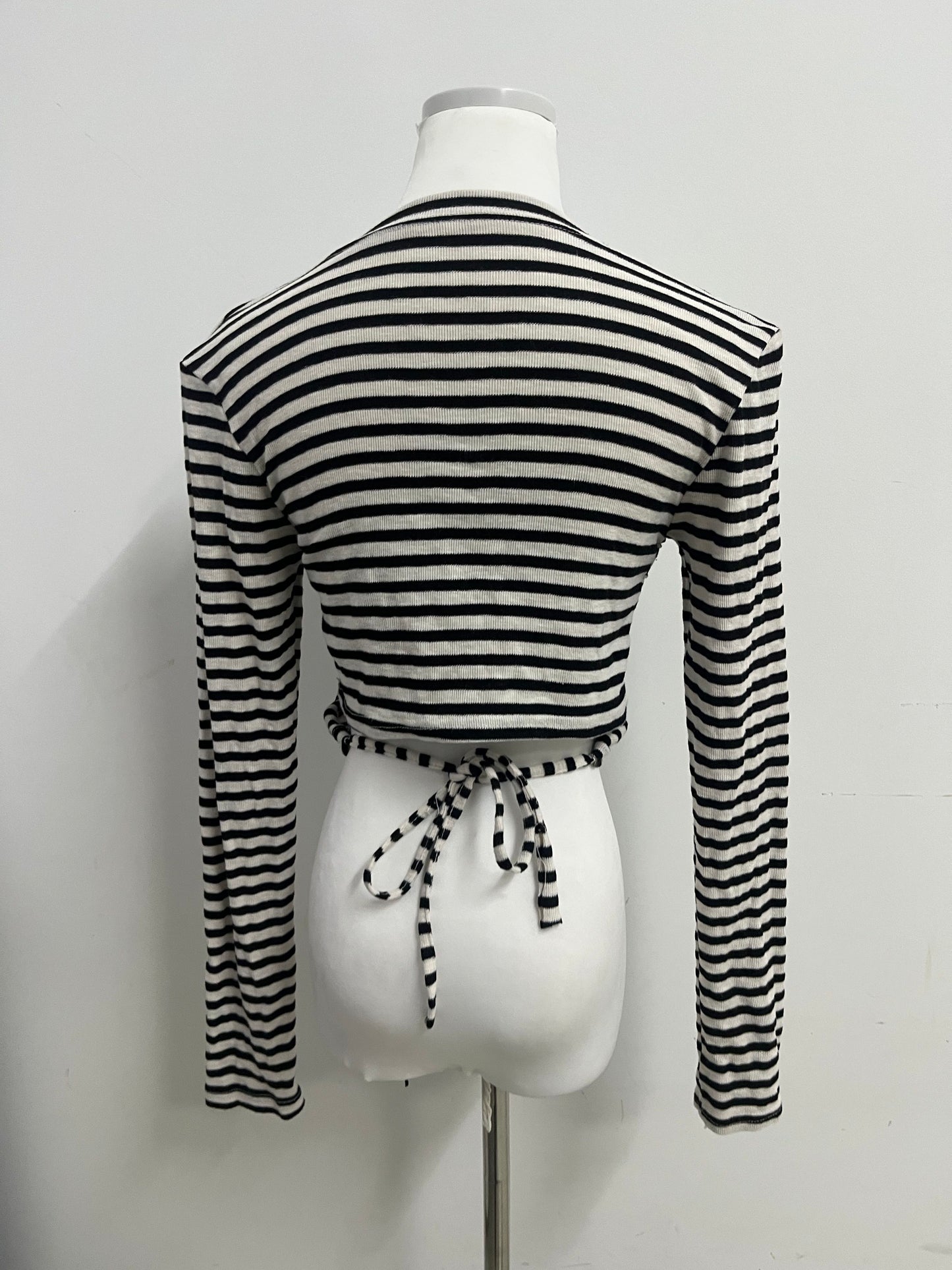 Okjoy Tops as clothing Black and White Striped Long - Sleeve Top - The Perfect Fusion of Classic and Fashion