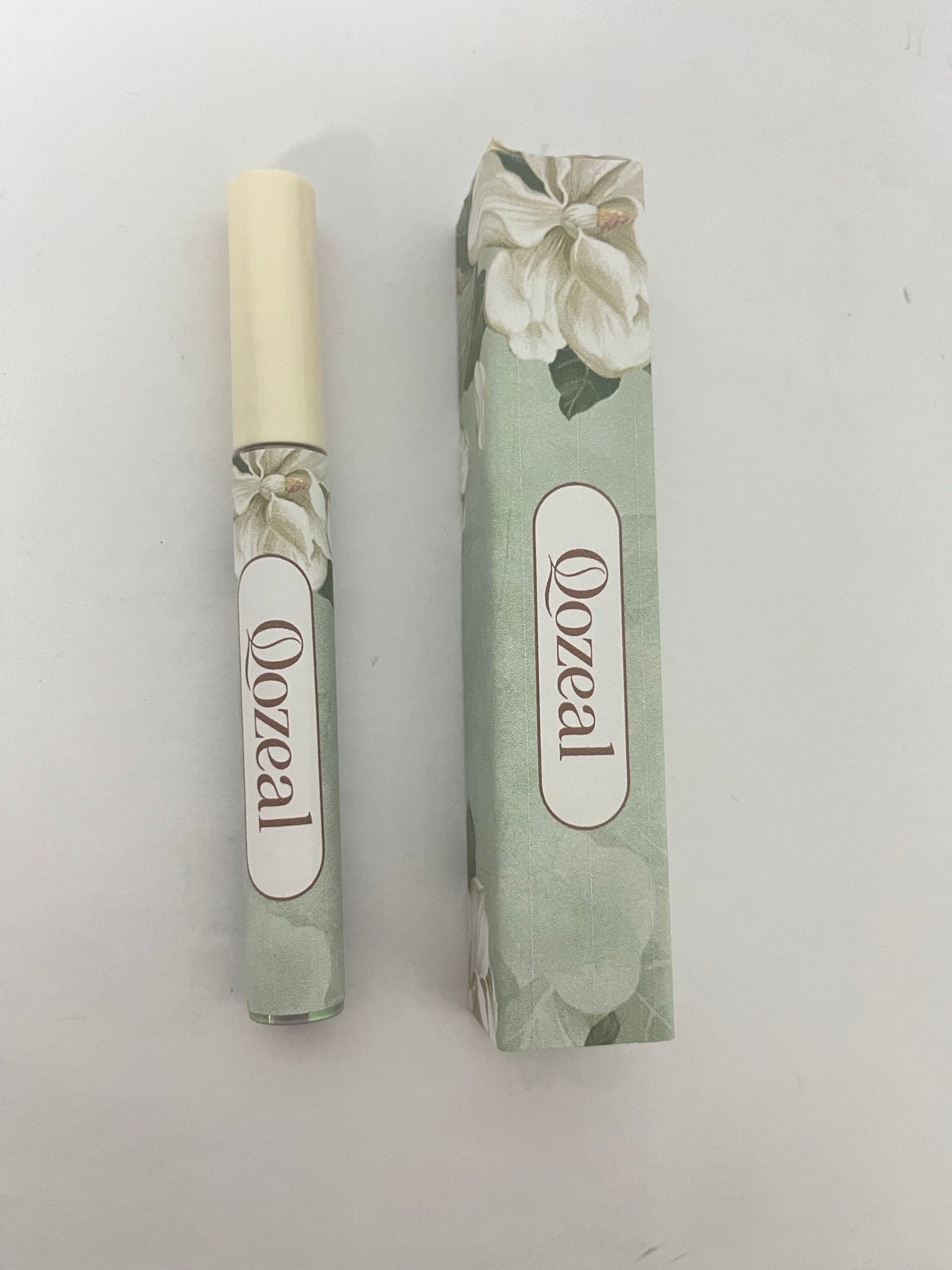 Oozeal Moisturizing Lip Gloss - Hydrating & Non-Sticky Long Lasting Lip Gloss - Enriched with Bakuchiol, Mango Seed Butter & Avocado Oil to Soften & Smooth - Pink Nude