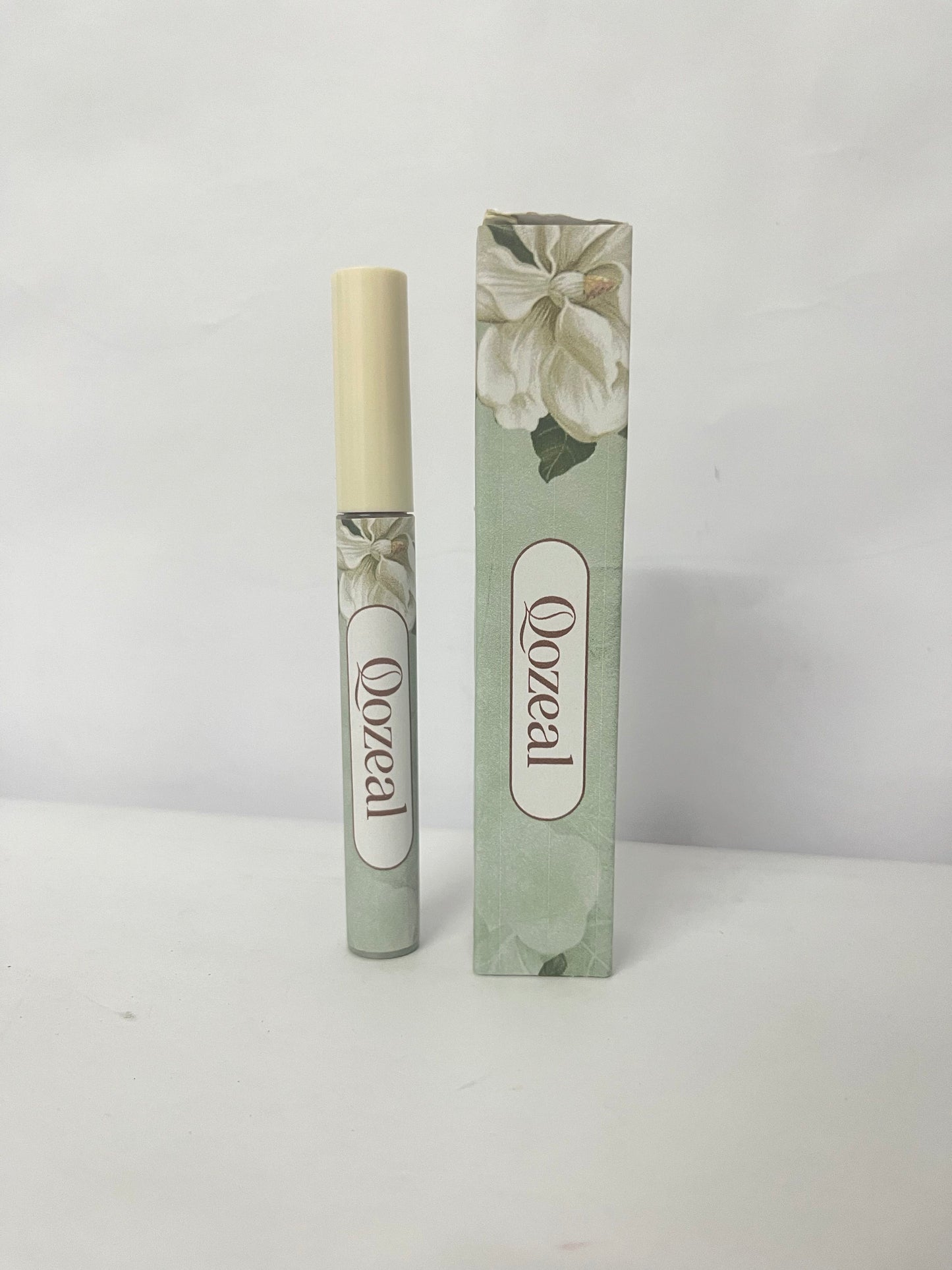 Oozeal Moisturizing Lip Gloss - Hydrating & Non-Sticky Long Lasting Lip Gloss - Enriched with Bakuchiol, Mango Seed Butter & Avocado Oil to Soften & Smooth - Pink Nude