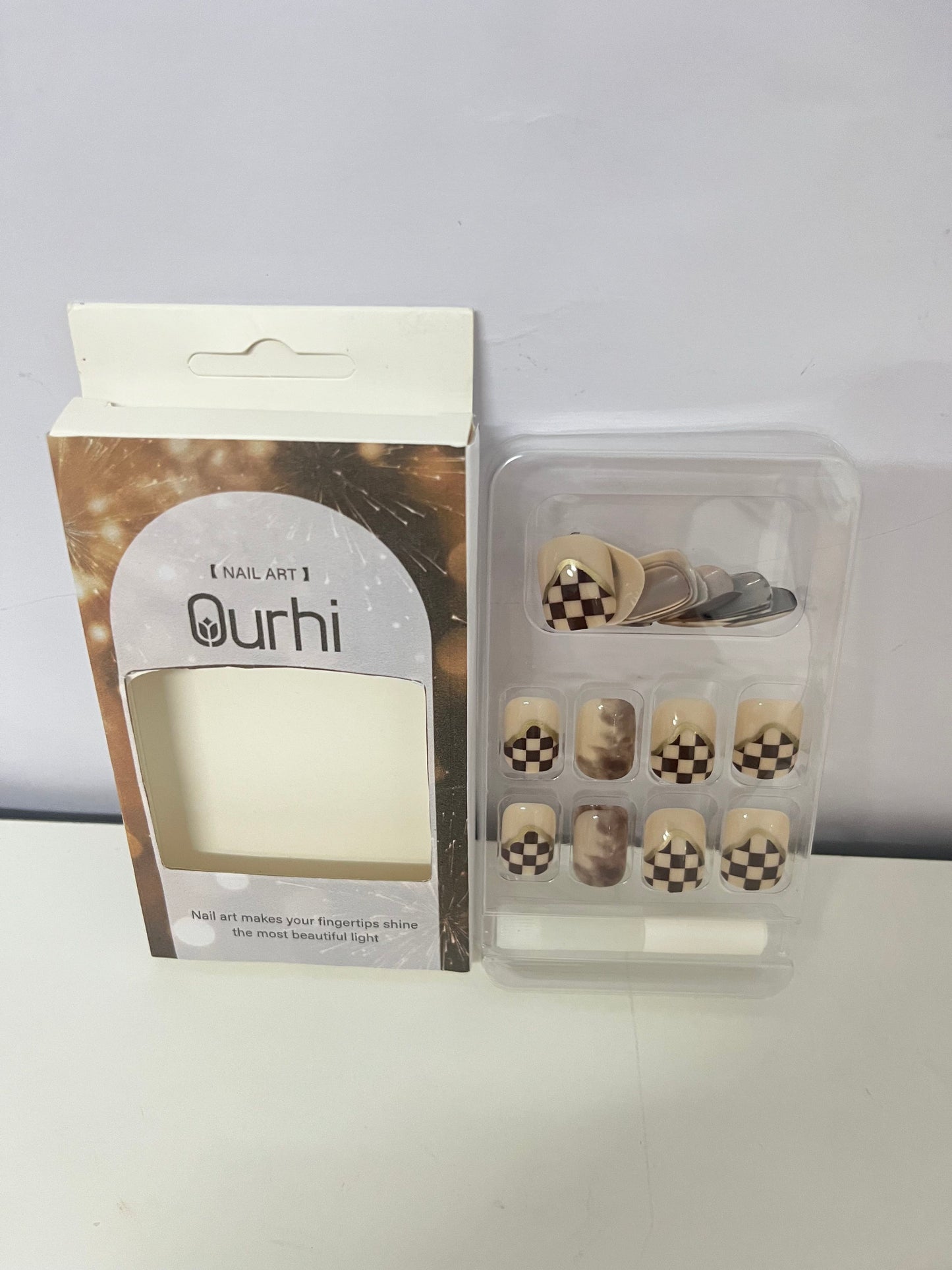 Ourhi False nails Checkerboard Artistic Nail Tips Retro & Stylish Convenient & Exquisite A Trendsetter for Fingertip Personality