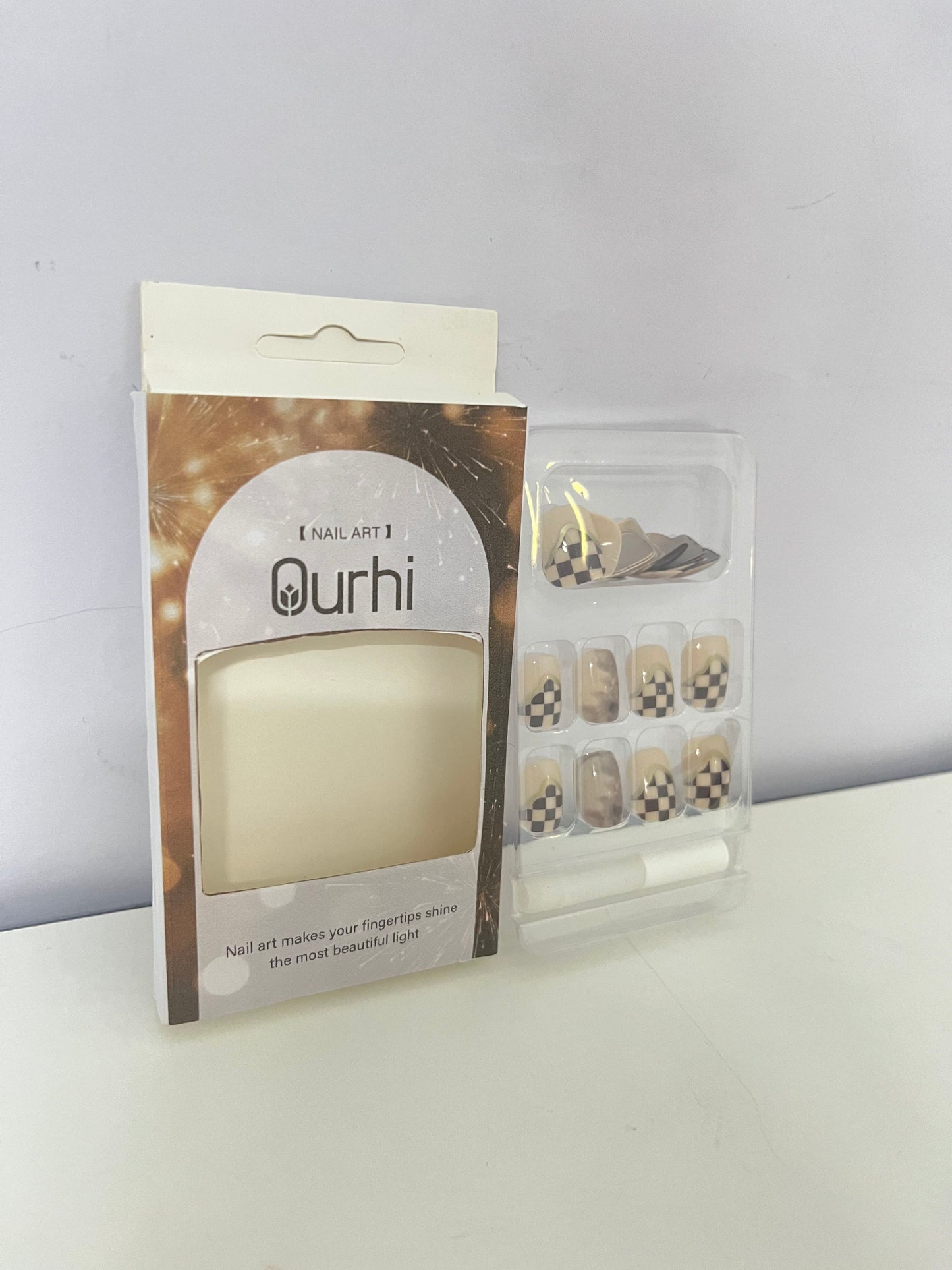Ourhi False nails Checkerboard Artistic Nail Tips Retro & Stylish Convenient & Exquisite A Trendsetter for Fingertip Personality