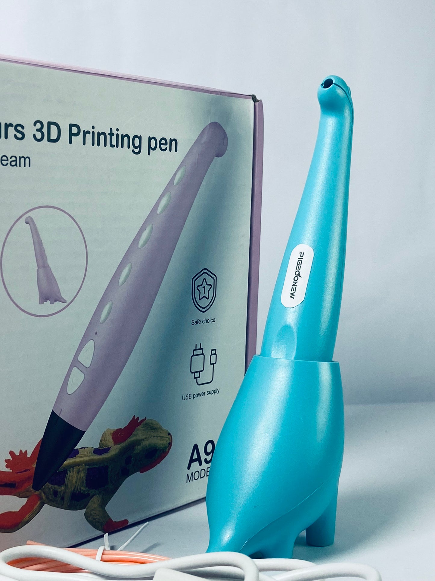 PIGEOONEW 3D Printing Pen with Display - Includes 3D Pen, 3 Starter Colors of PLA Filament, Stencil Book + Project Guide, and Charger