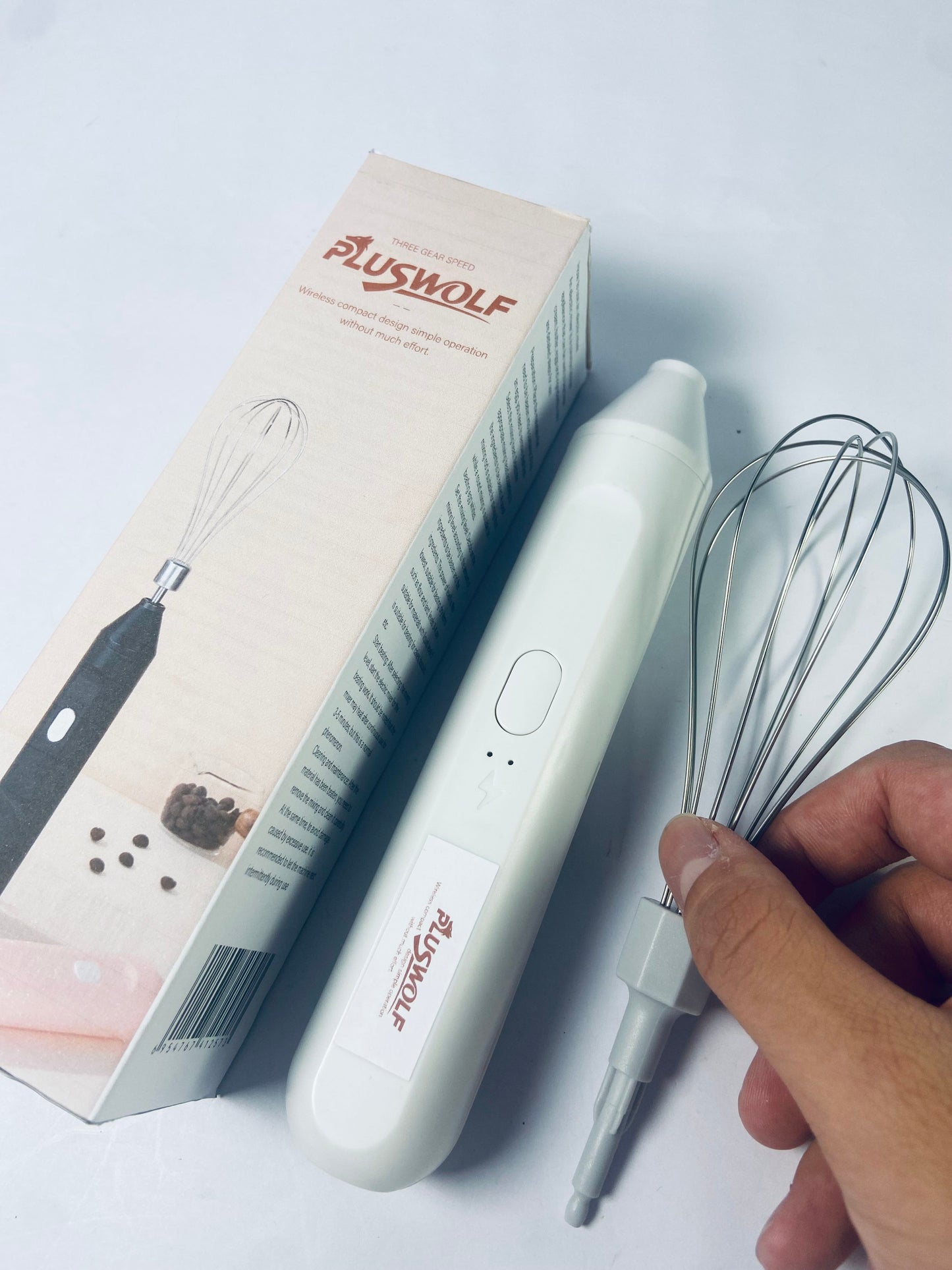 PLUSWOLF Electric egg beaters Electric Handheld Mixers USB Rechargeable Cordless Hand Mixers Foamer Eggs Beater Milk Frothers Kitchen Cooking Tool