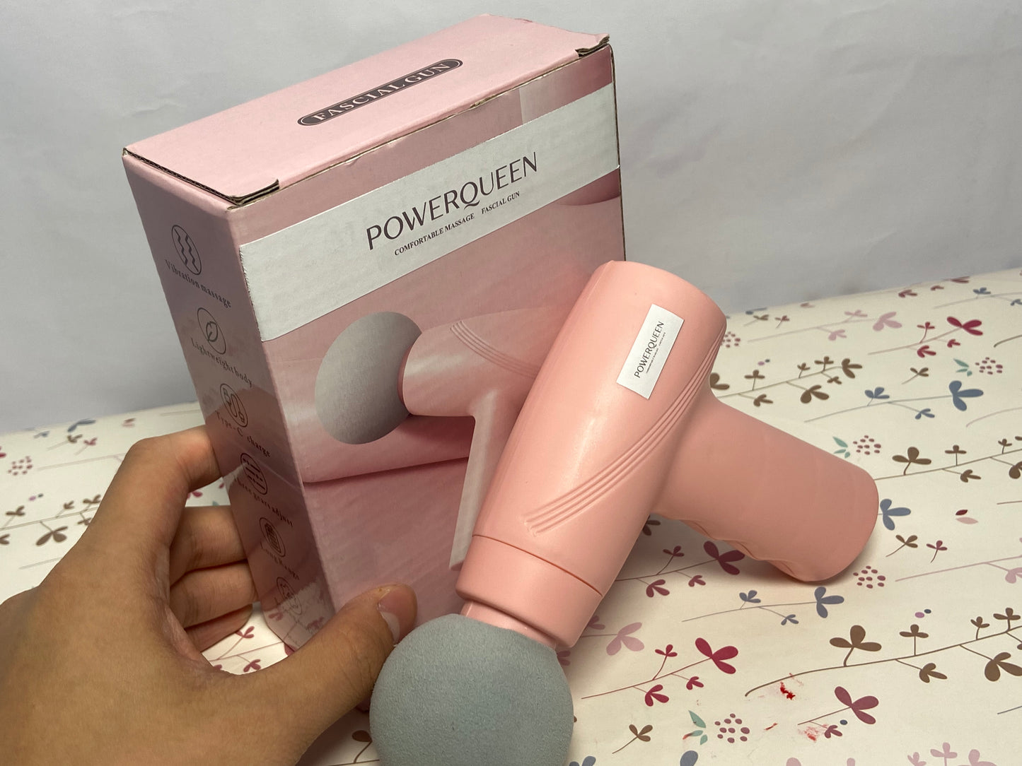 POWERQUEEN Massage Gun Deep Tissue, Silent Brushless Motor and Portable Massage Gun Heads for Deep Muscle Relief and Relaxation