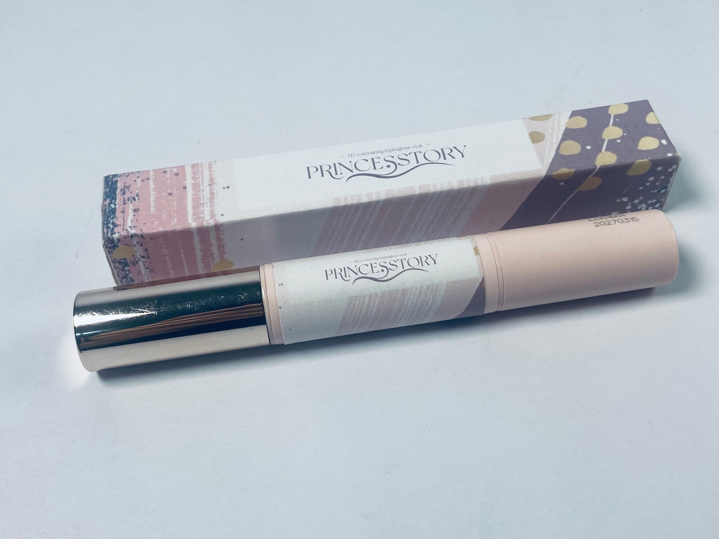 PRINCESSTORY,Highlighter make-up,Mineral Cream Contour Stick,Moisturize Highlighter Pen,Non Stick Face Brightens,Long Lasting, Smooth Gliding Face Illuminator Makeup,Medium