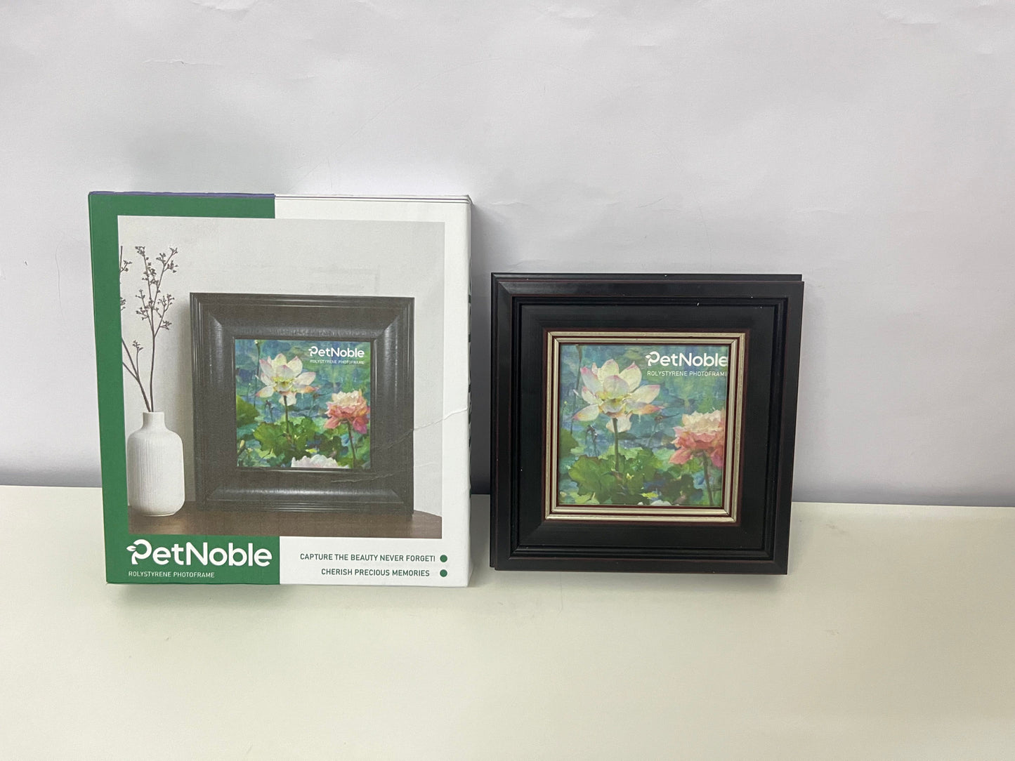 【PetNoble Polystone Picture Frame】—— Elegant Decor for Cherishing Precious Memories