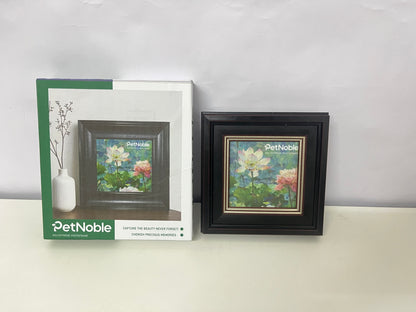 【PetNoble Polystone Picture Frame】—— Elegant Decor for Cherishing Precious Memories
