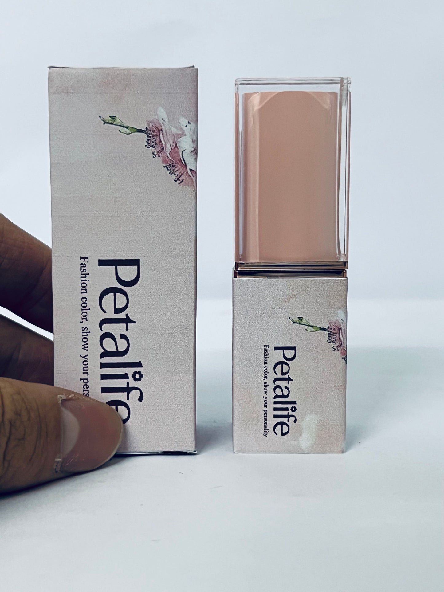 Petalife Lipsticks soften and plump lips,Lasting Finish,lipstick luminous moisturizing