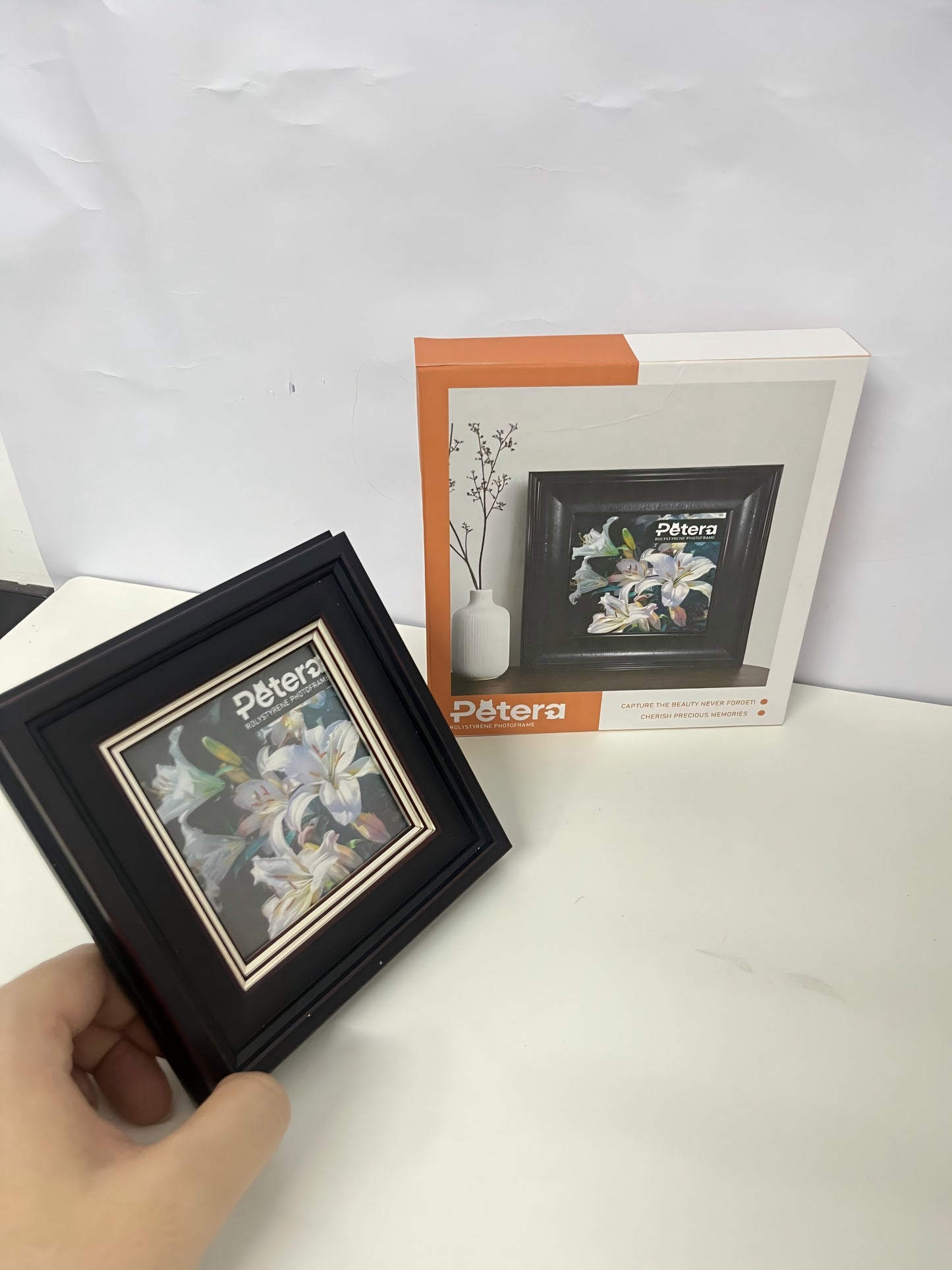 【Petera Black Polystyrene Picture Frame】—— Elegant Decor for Cherished Memories