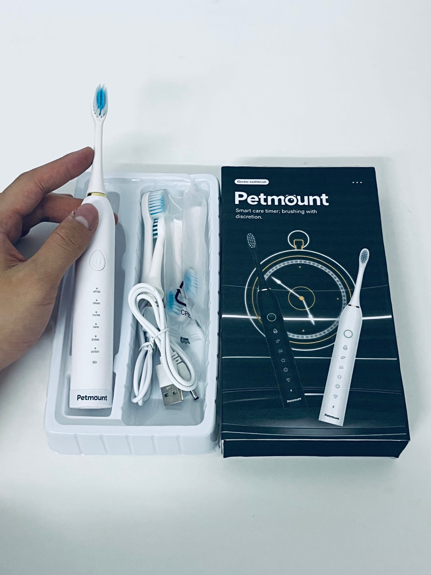 Petmount Travel-Friendly Electric Toothbrush - USB-C Charged, IPX7 Waterproof (3 Heads Included)