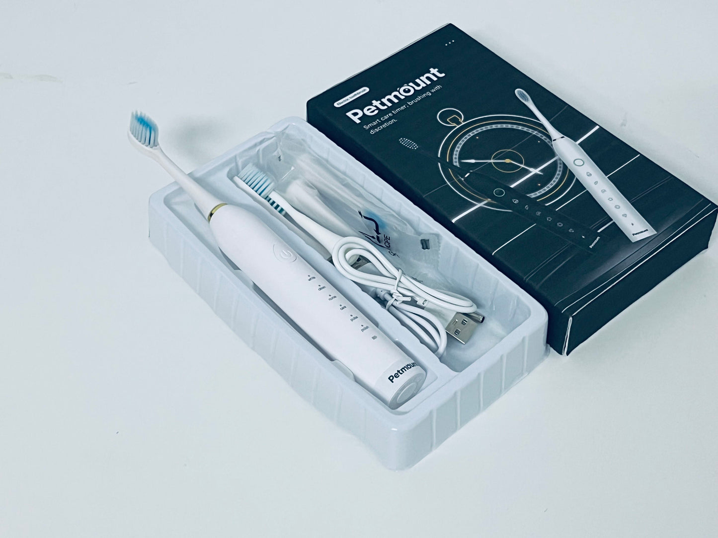 Petmount Travel-Friendly Electric Toothbrush - USB-C Charged, IPX7 Waterproof (3 Heads Included)
