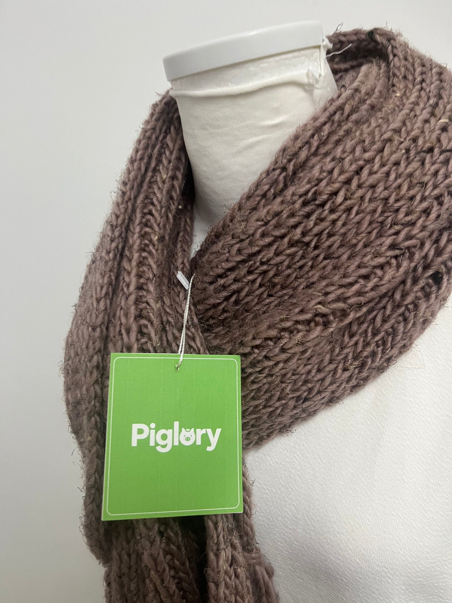 【Piglory Scarfs】—— Cozy & Versatile Winter Wardrobe Staple