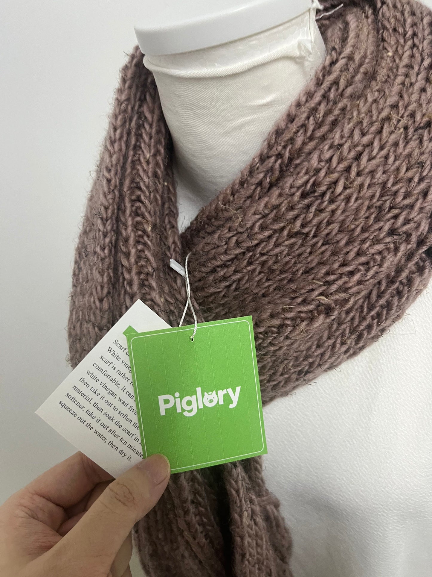 【Piglory Scarfs】—— Cozy & Versatile Winter Wardrobe Staple
