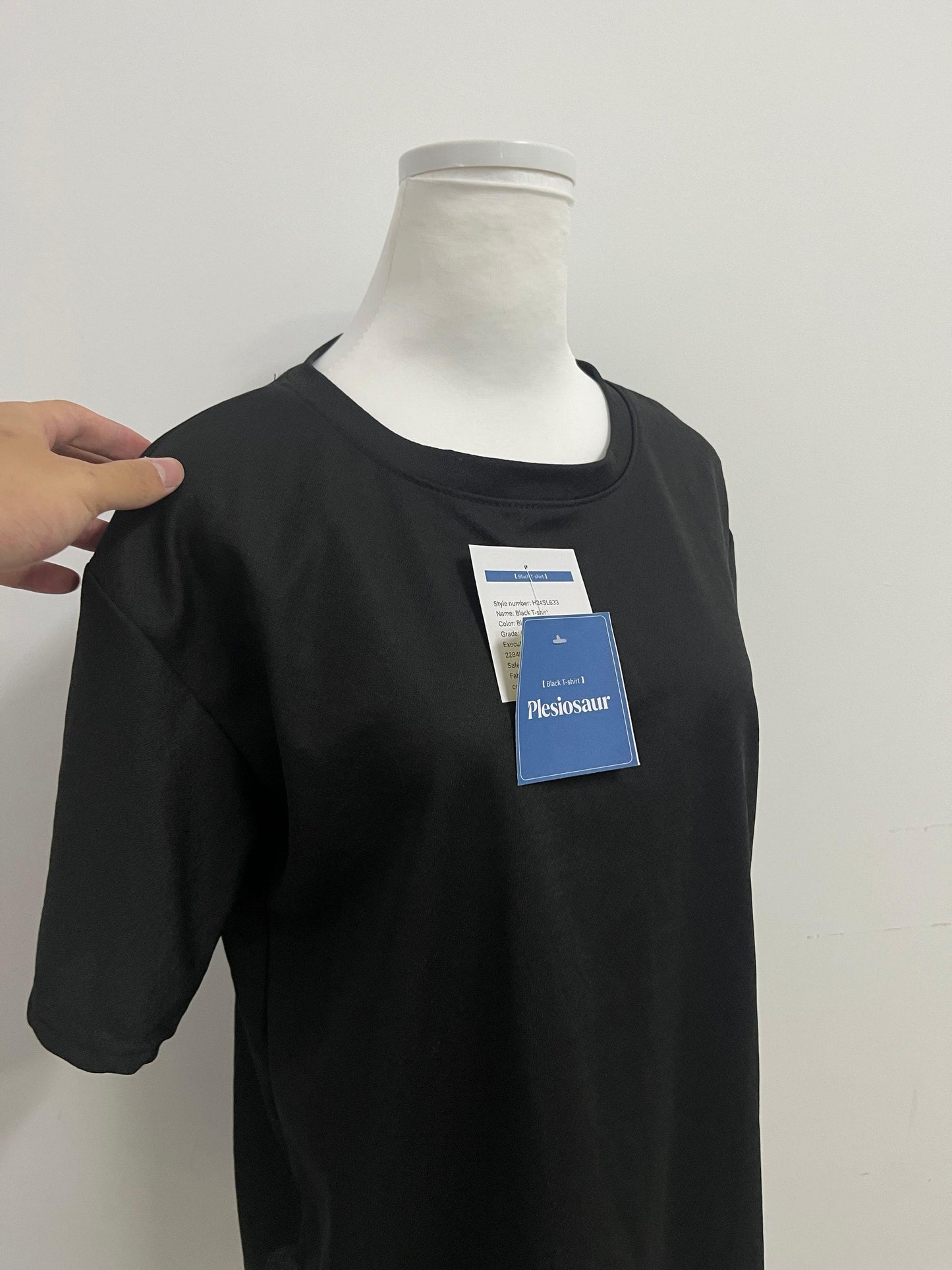 Plesiosaur T-shirts Black Simple T - shirt —— Versatile Basic Item, New Comfort Experience