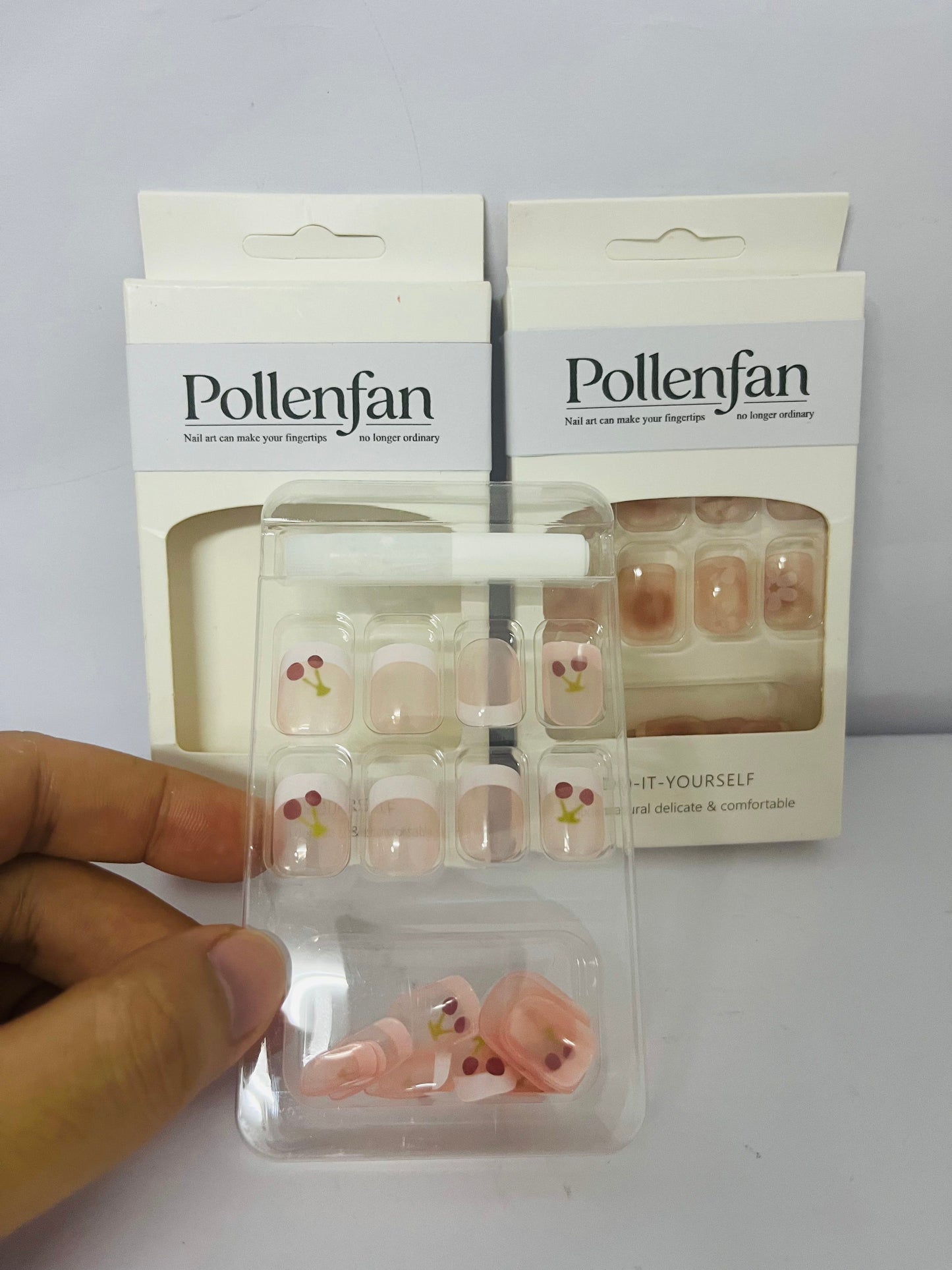 Pollenfan False nails Short Length Press on Nails, Artificial Acrylic Fake Nails for Women, 24PCS Full Cover Reusable False Nails Kits, White Flowers Nails Design, Glue on Nails Fake Nails for Nail Art