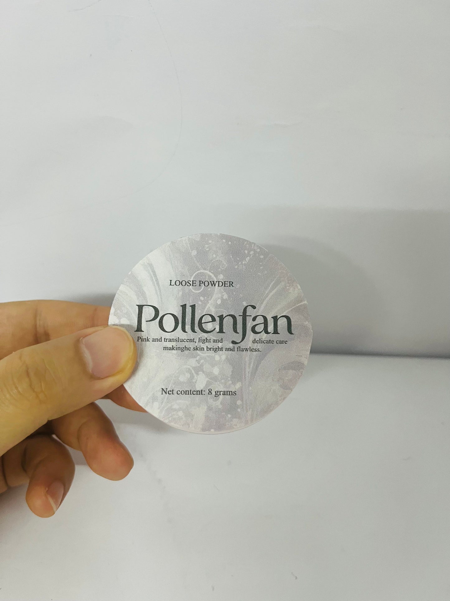 Pollenfan Loose face powder Perfect Finish HD Powder, Blurs Fine Lines & Imperfections, All Day Wear, Perfect for On The Go,