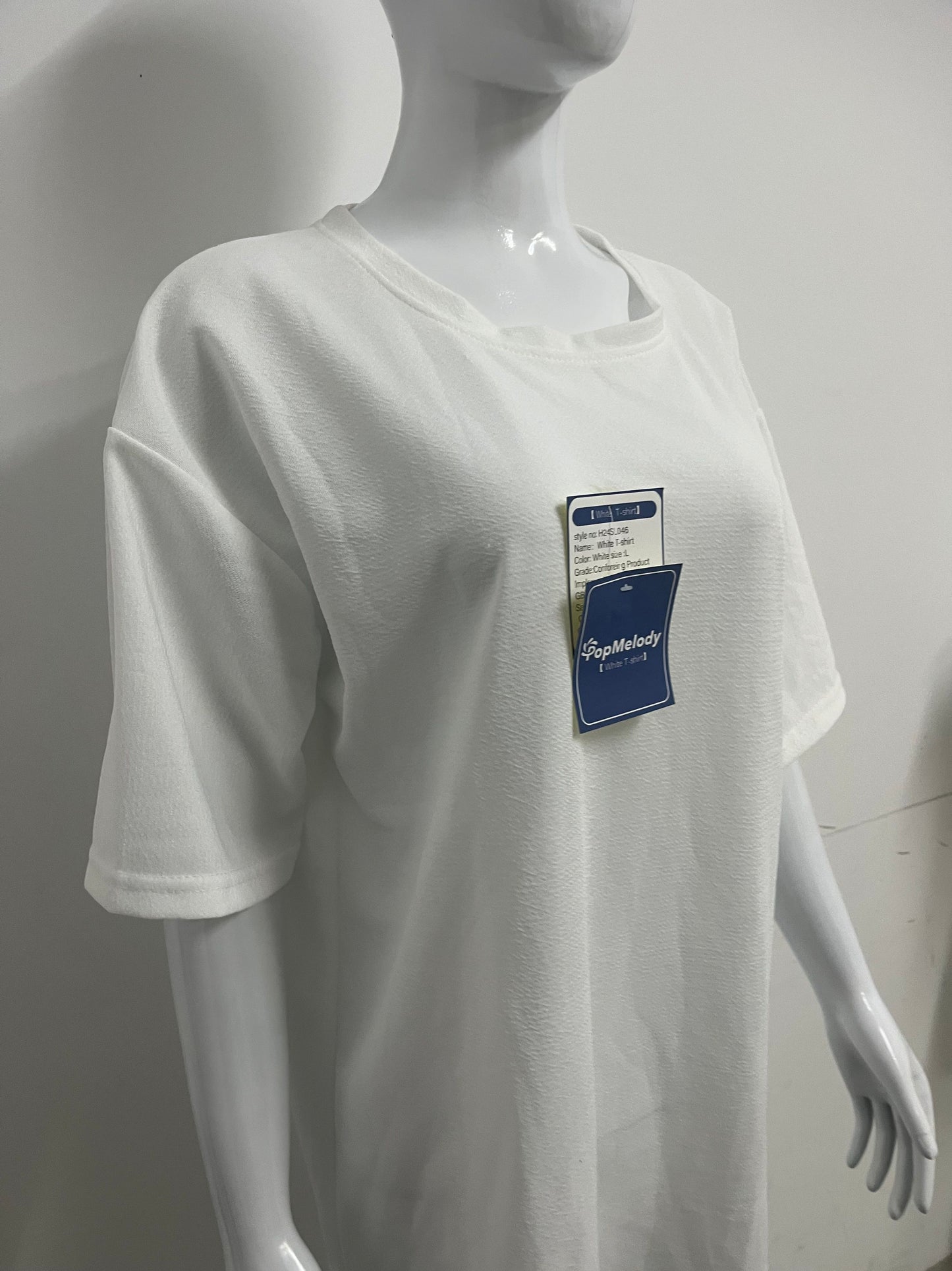 【PopMelody Oversized Textured T-shirt】—— Effortless Comfort & Modern Minimalism