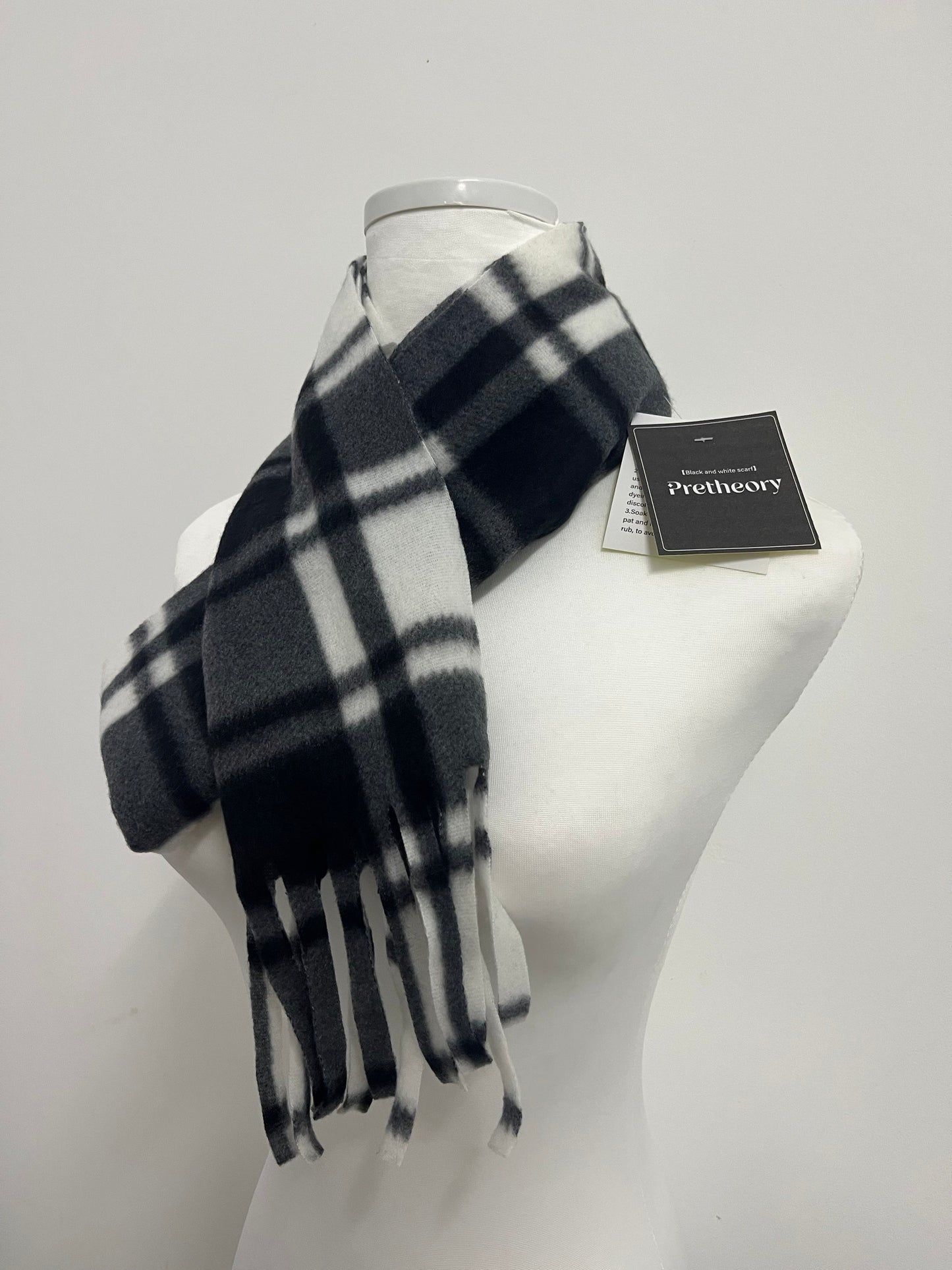 Pretheory Exquisite Mongolia Wool Scarf - Classic Plaid Design, Opulent Winter Warmth