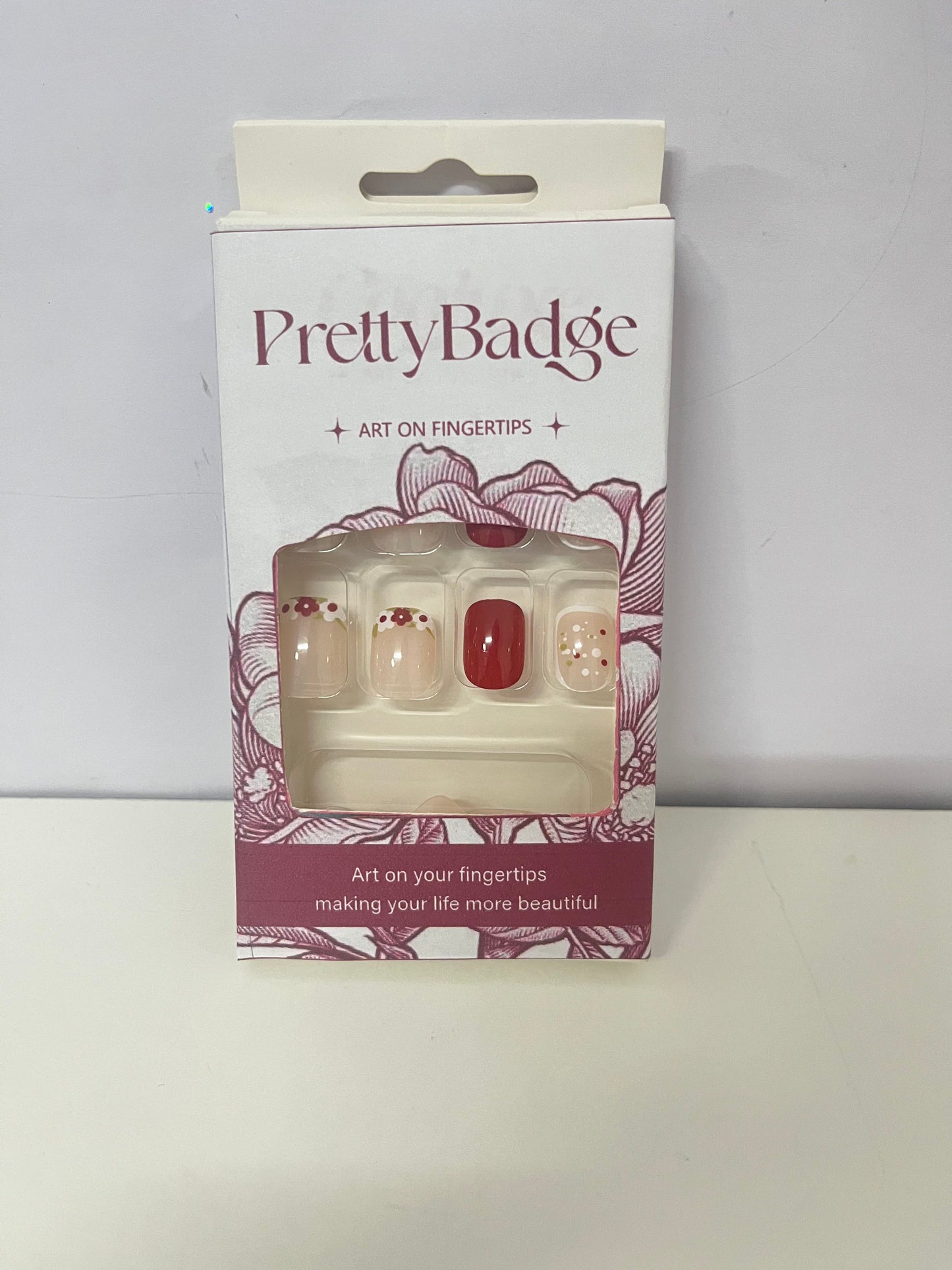 PrettyBadge Berry Gradient False Nails Retro Sweet Element Style An Exquisite Atmospheric Item for Finger Decoration