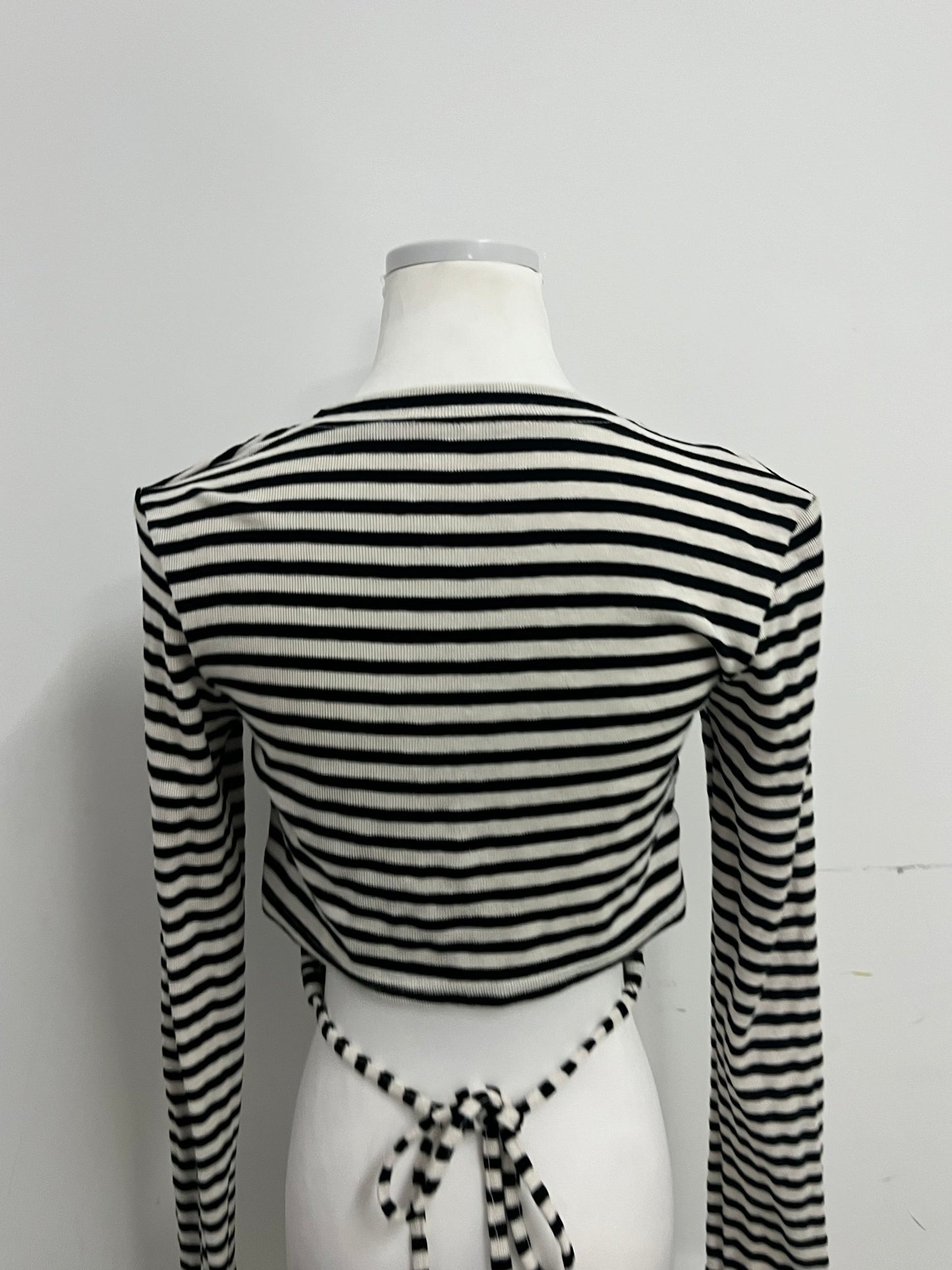 Prettyscene Slim-Fit Striped Tops as clothing - Long-Sleeve Crop Top for Daily Wear