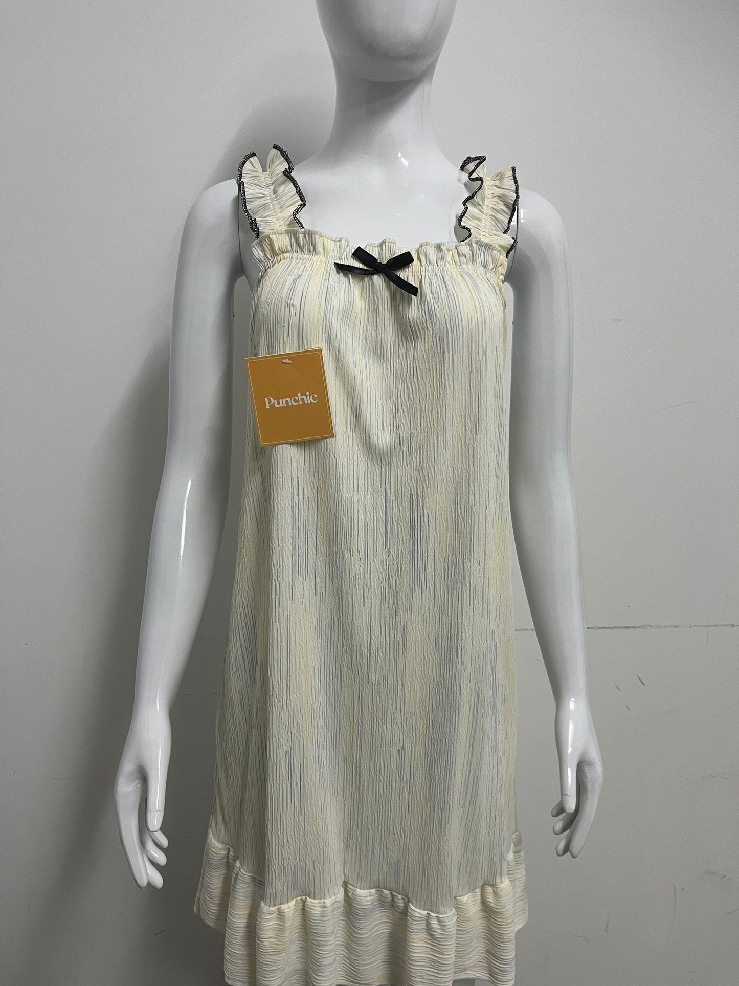 【Punchic Ruffle Trim Sleep Dress】—— Gentle Comfort for Restful Nights