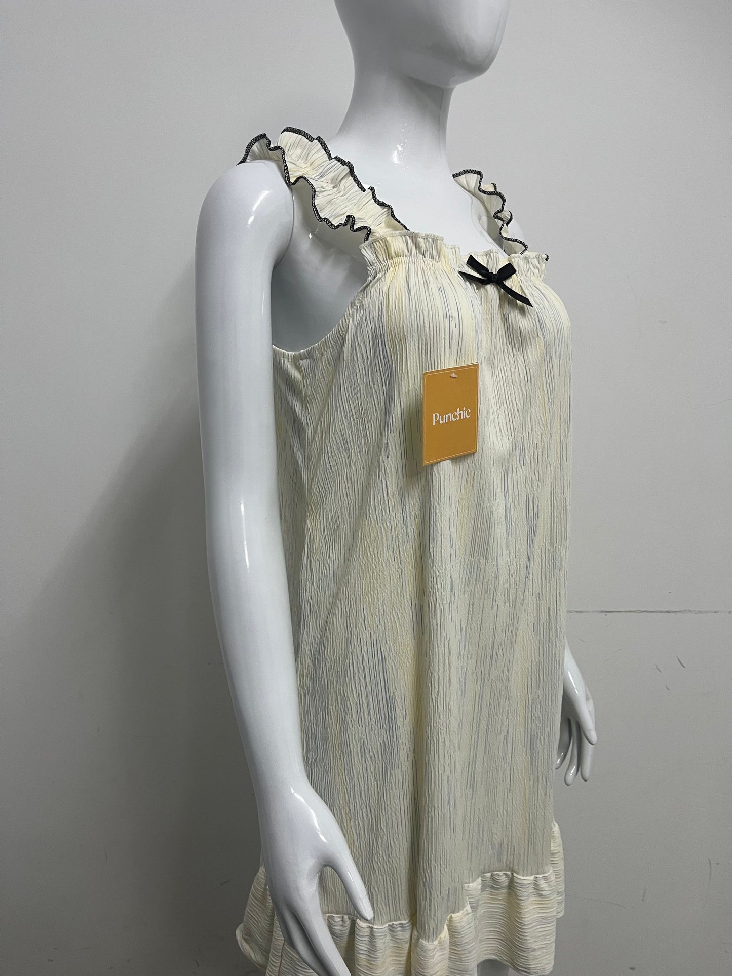 【Punchic Ruffle Trim Sleep Dress】—— Gentle Comfort for Restful Nights