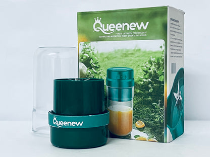 Queenew Portable Blender Cordless Personal Fruit Smoothie Juicer Cup USB Rechargeable Waterproof Mini Juice Mixer Fruit Blender Cup for Home Office Travel Outdoors Sports