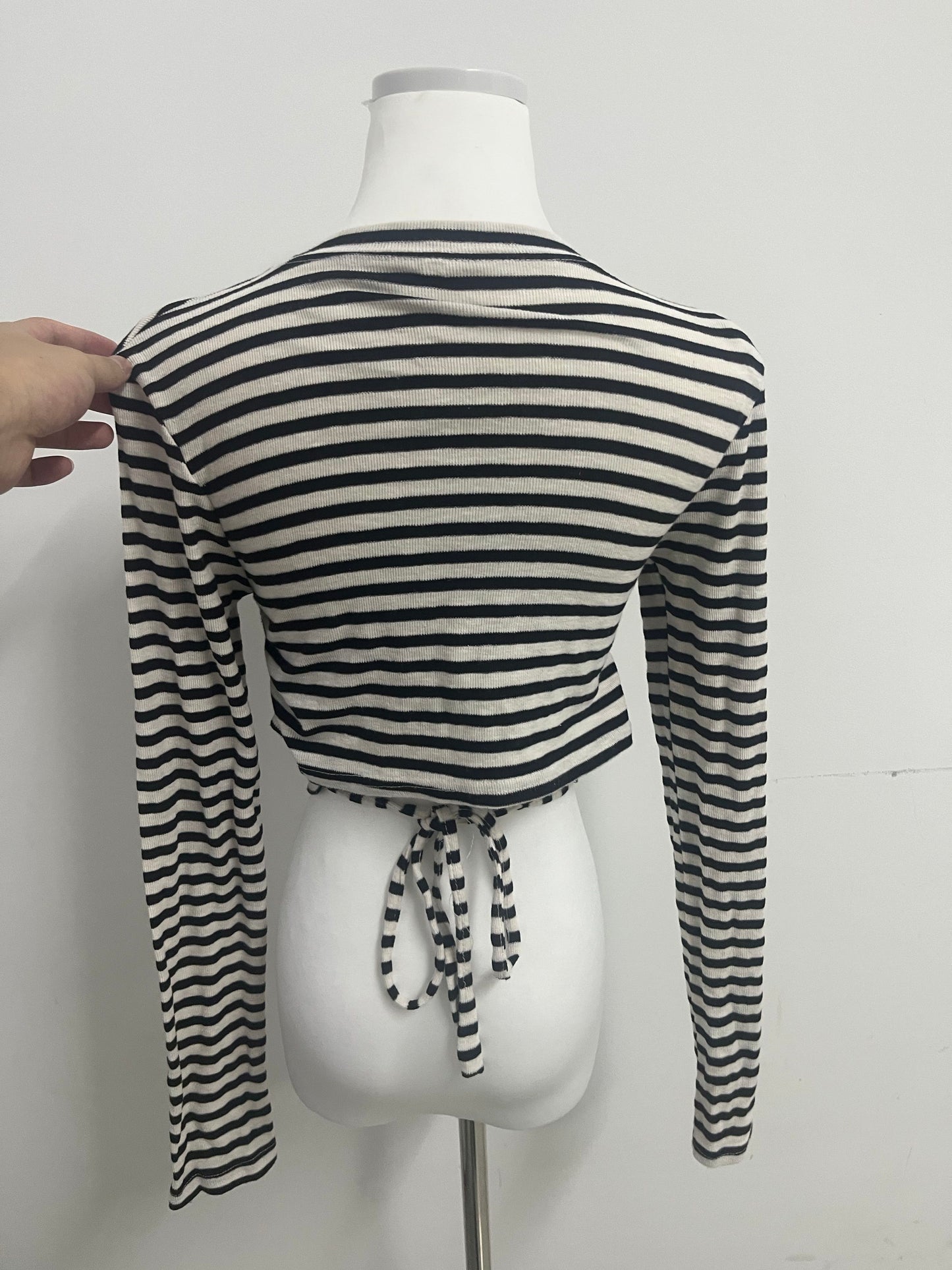 Queenigma Women's Mock Turtleneck Long Sleeve Slim Fit Stretch Striped T-Shirts Tunic Tops Fall Fashion Trendy Outfits Clothes