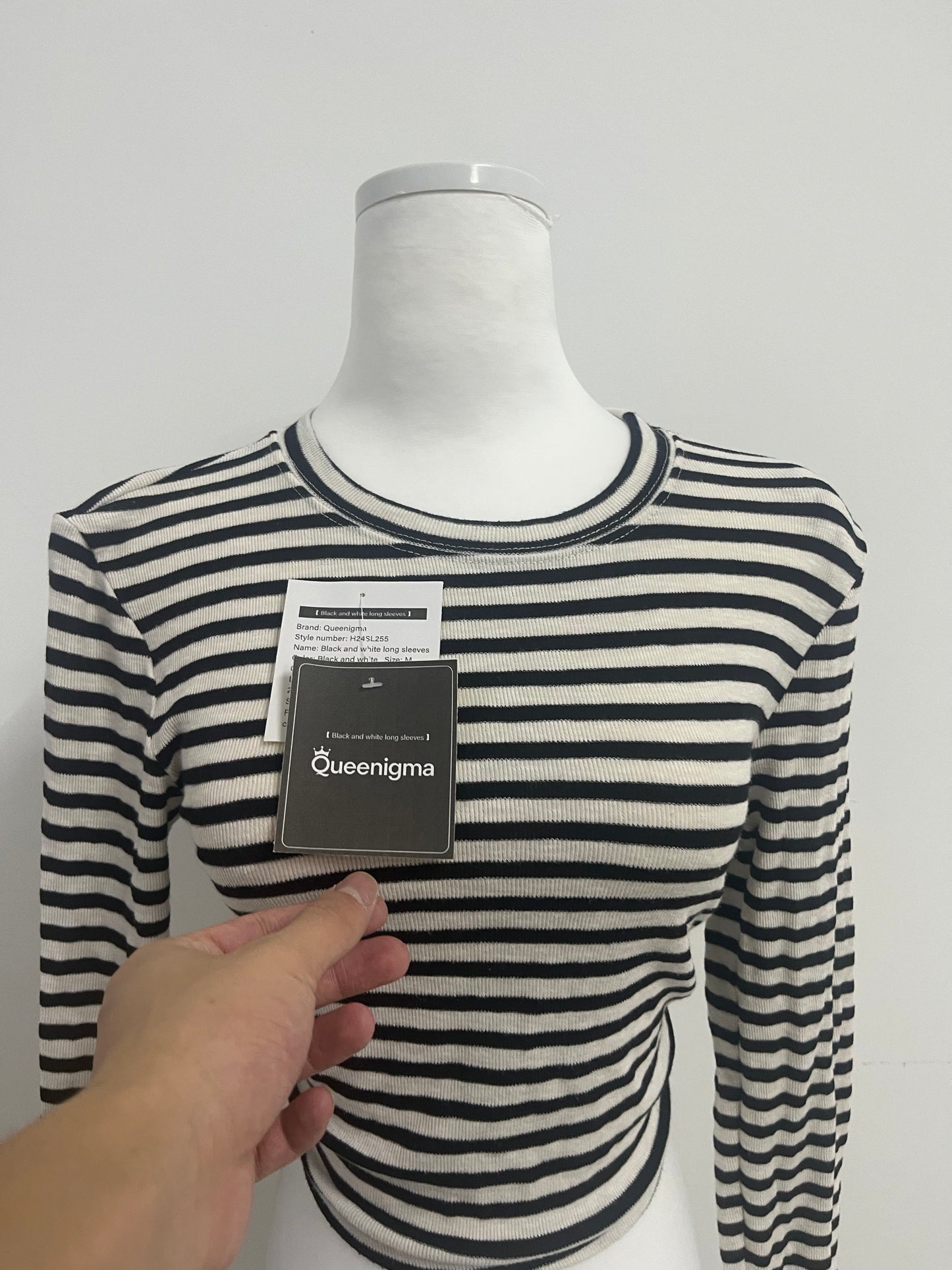 Queenigma Women's Mock Turtleneck Long Sleeve Slim Fit Stretch Striped T-Shirts Tunic Tops Fall Fashion Trendy Outfits Clothes