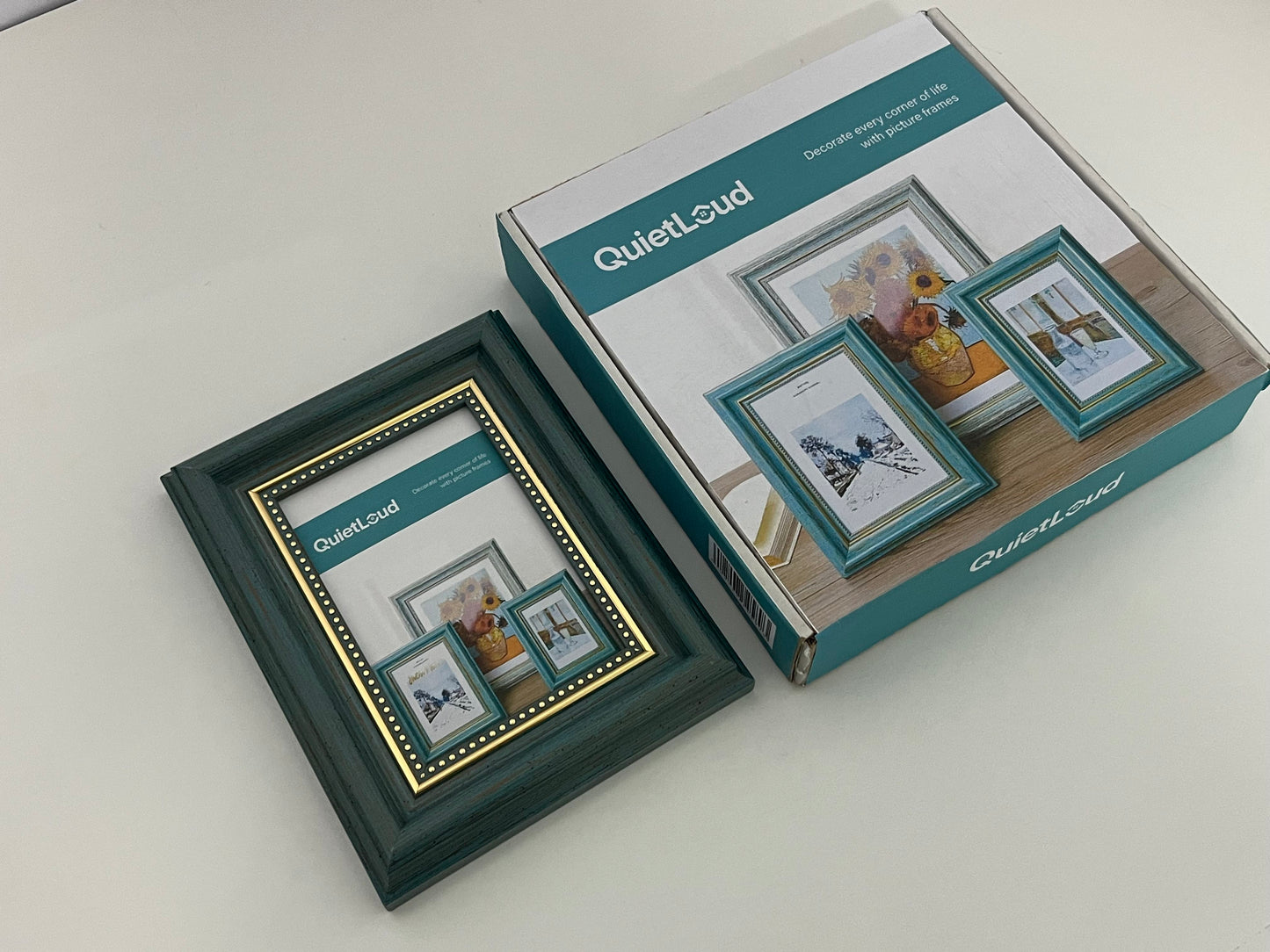 [QuietLoud Picture frames]-Vintage Distressed Photo Frame - Luxury Gold-Trimmed Tabletop Frame