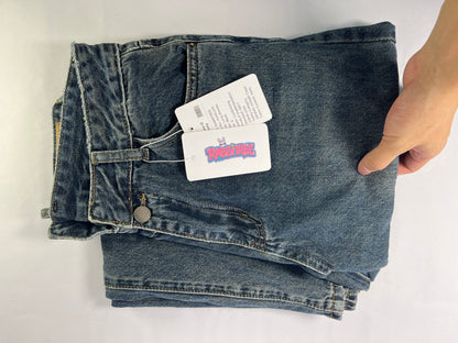 RABBITREE Straight-leg jeans flatter figure, adapt to diverse occasions, and provide moderate elastic support