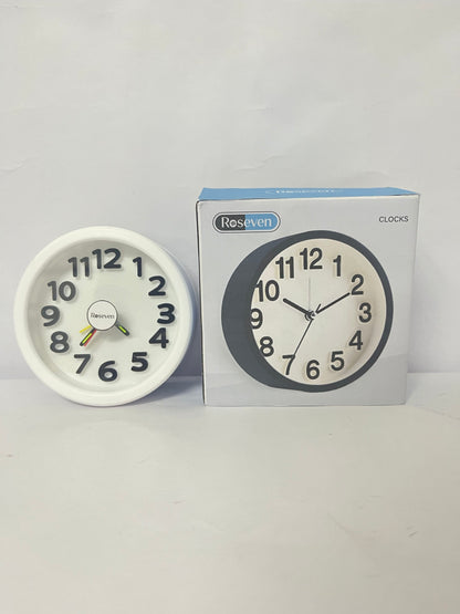 Roseven No Ticking Silent Alarm Clock,Easy to Read and Use,Ascending Sound,1 AA Battery Operated,Snooze Light,Bedside Desk Clock,White