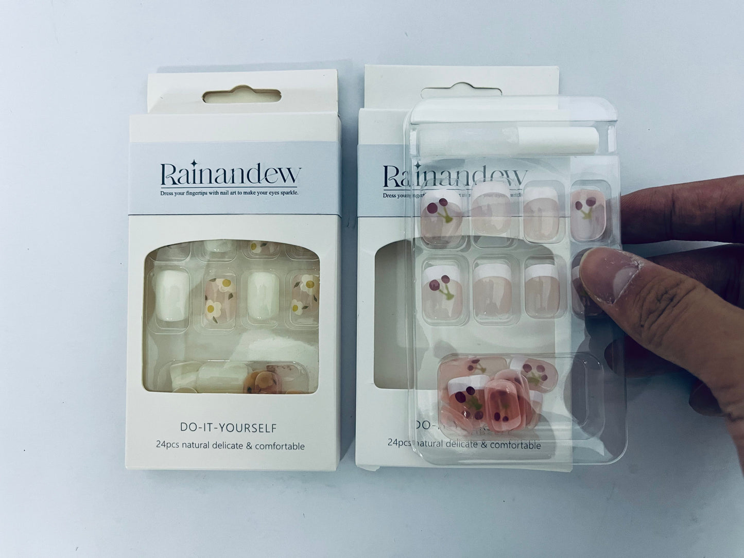 Rainandew Cherry Press on Nails Short Square Fake Nails Flower False Nails Floral Glossy Full Cover Acrylic Nails Light Pink Glue on Nails Artificial Cute Stick on Nails Summer Nails for Women Manicure 24Pcs