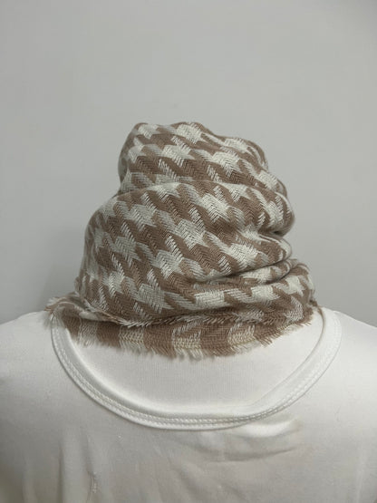 Rawbeau Scarf - Beige & White Houndstooth, Soft Textured Weave