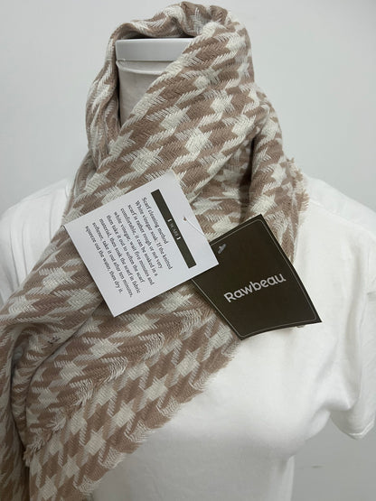 Rawbeau Scarf - Beige & White Houndstooth, Soft Textured Weave