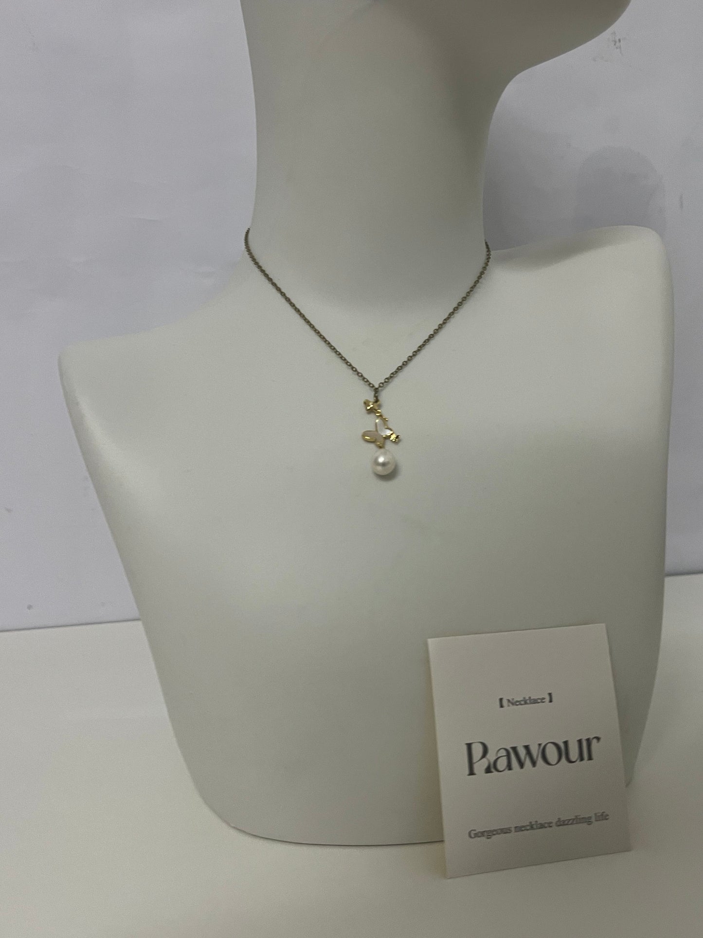 [Rawour Necklaces [jewellery]]——Rawour Minimalist Pearl Pendant Necklace - Light Luxury Vintage Clavicle Chain