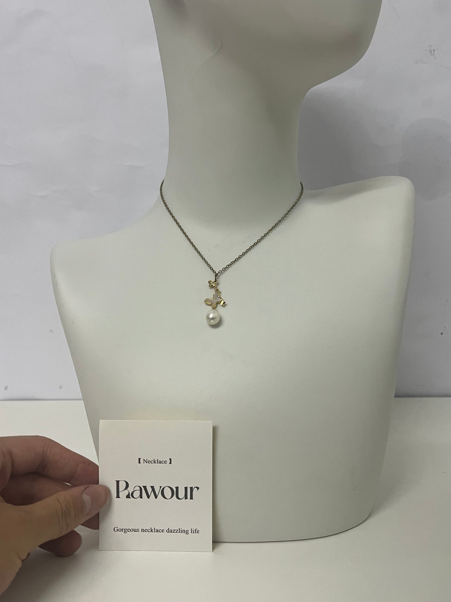 [Rawour Necklaces [jewellery]]——Rawour Minimalist Pearl Pendant Necklace - Light Luxury Vintage Clavicle Chain